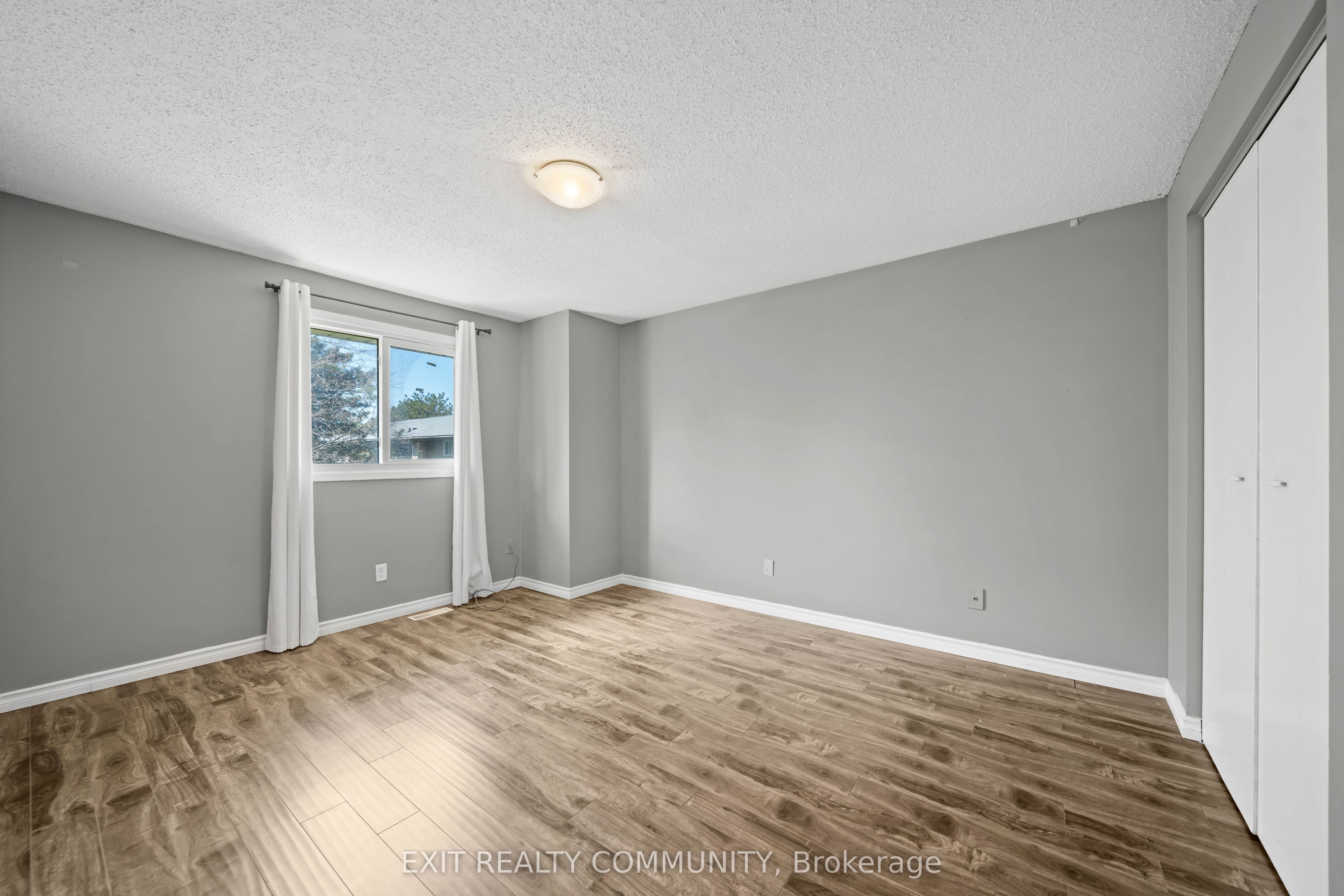 595 Third Street 32 Property Photo 10