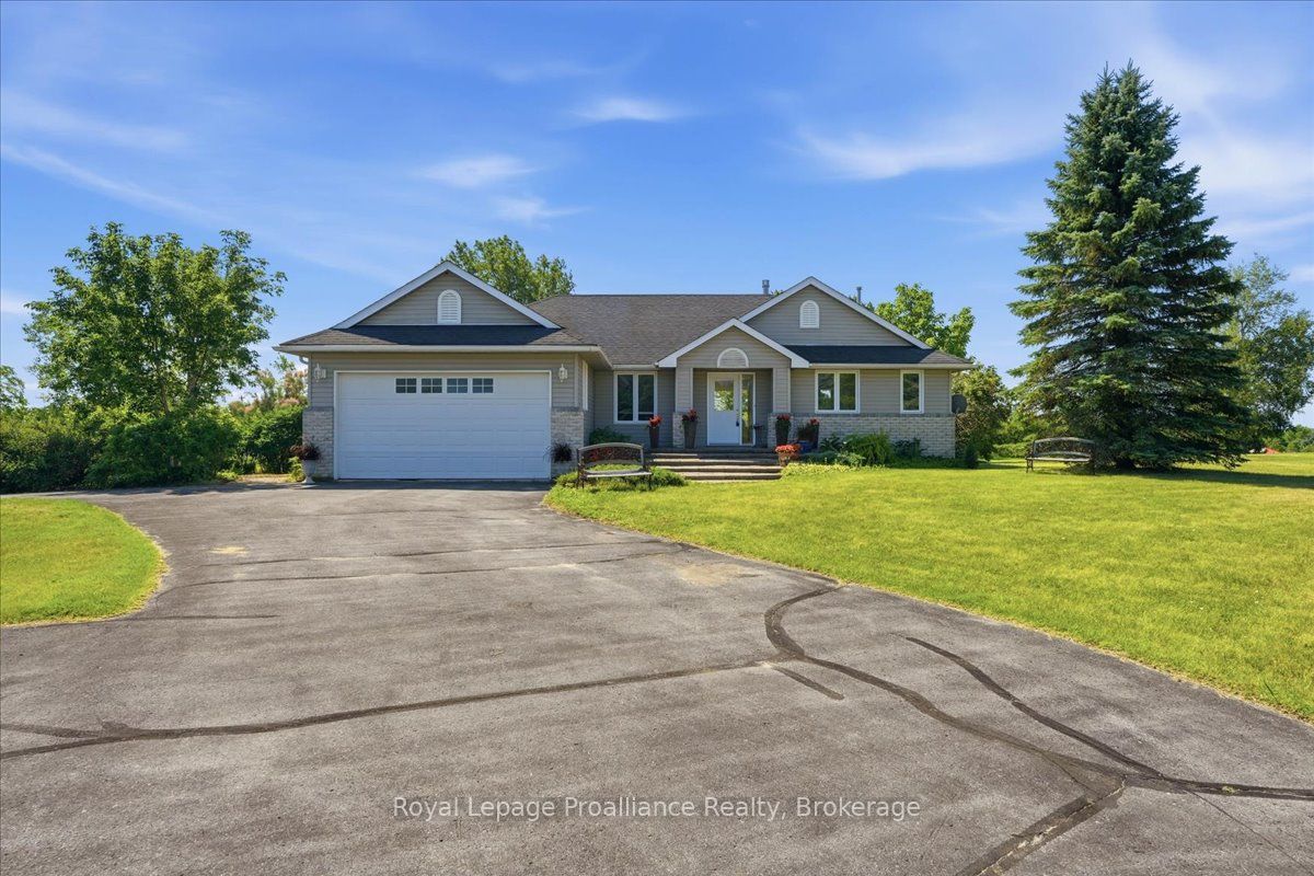 95 Dave Drive Property Photo 1
