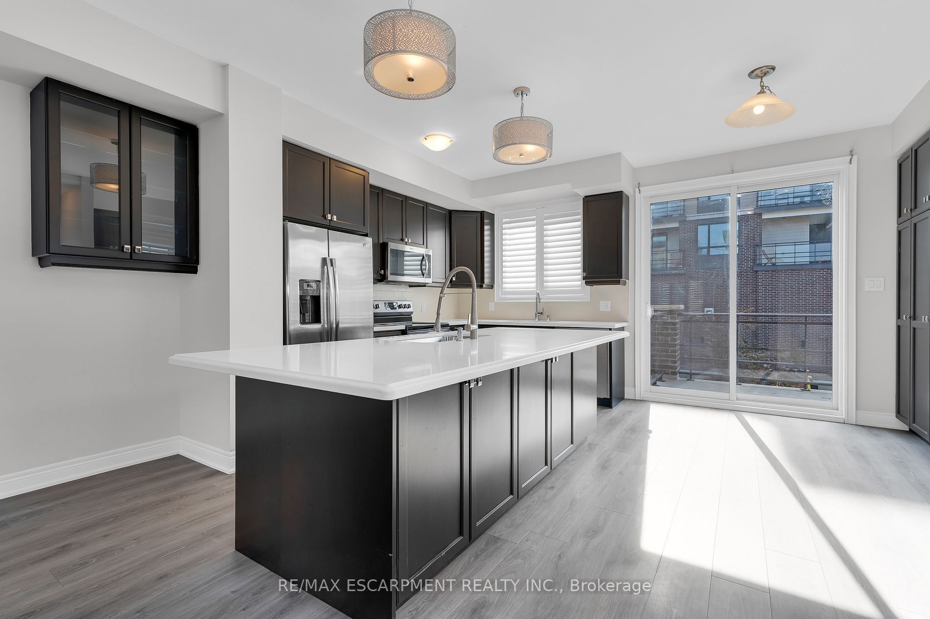 2 Waterview Lane Property Photo 2