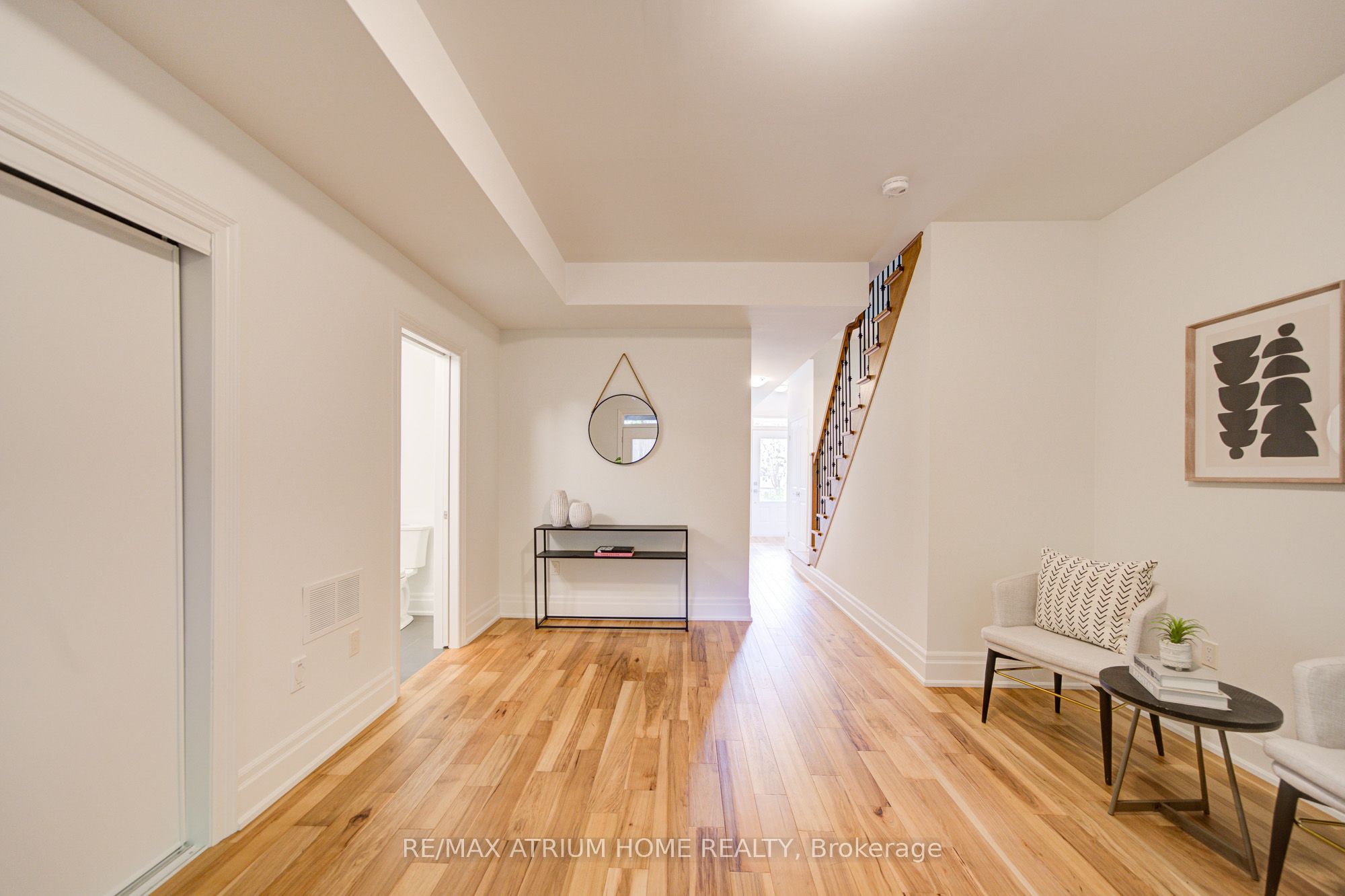 111 Wilson Street E 2 Property Photo 7