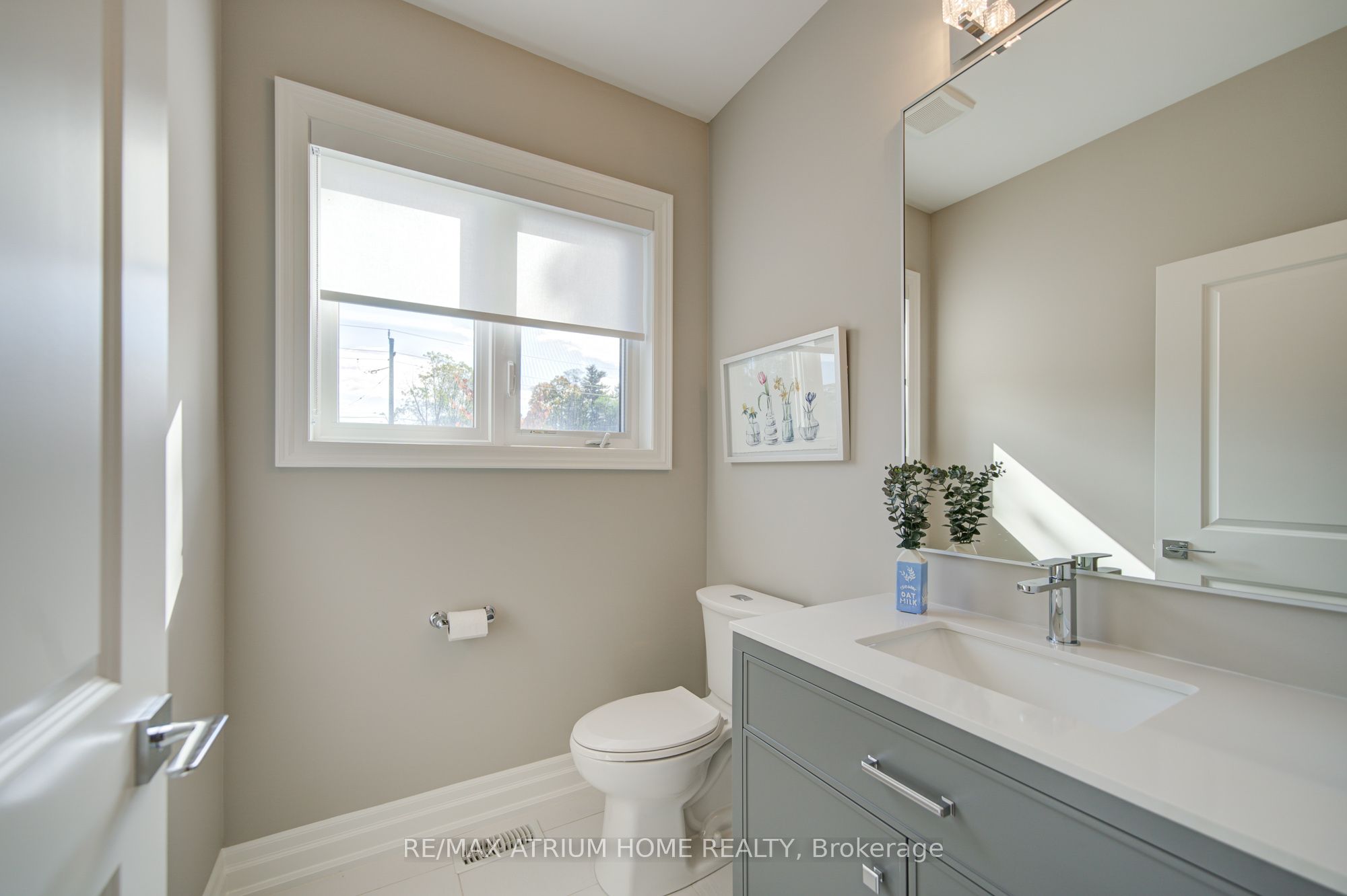 111 Wilson Street E 2 Property Photo 14