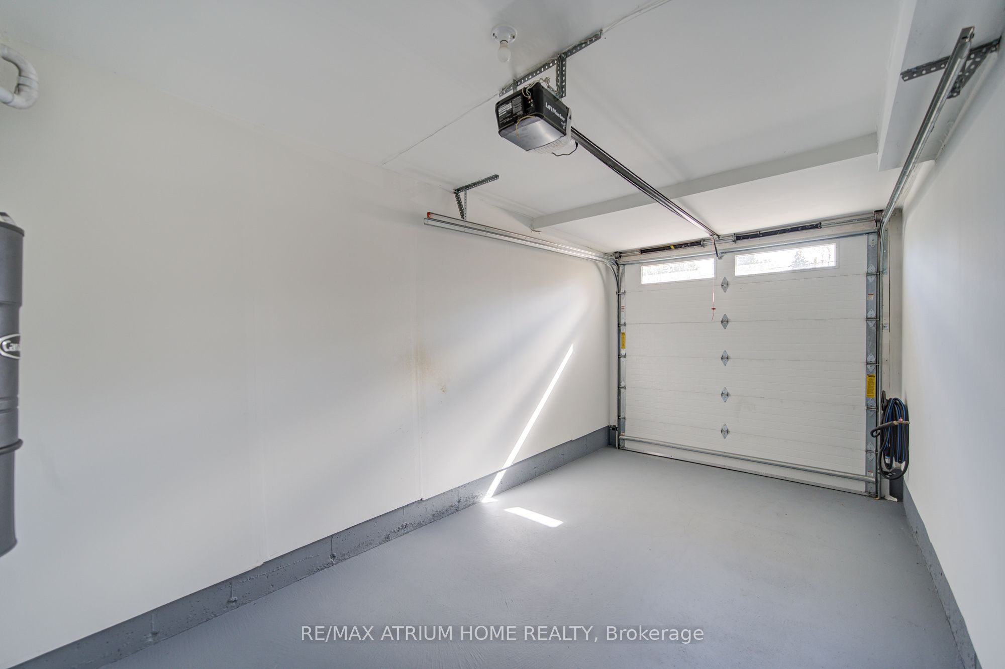 111 Wilson Street E 2 Property Photo 24