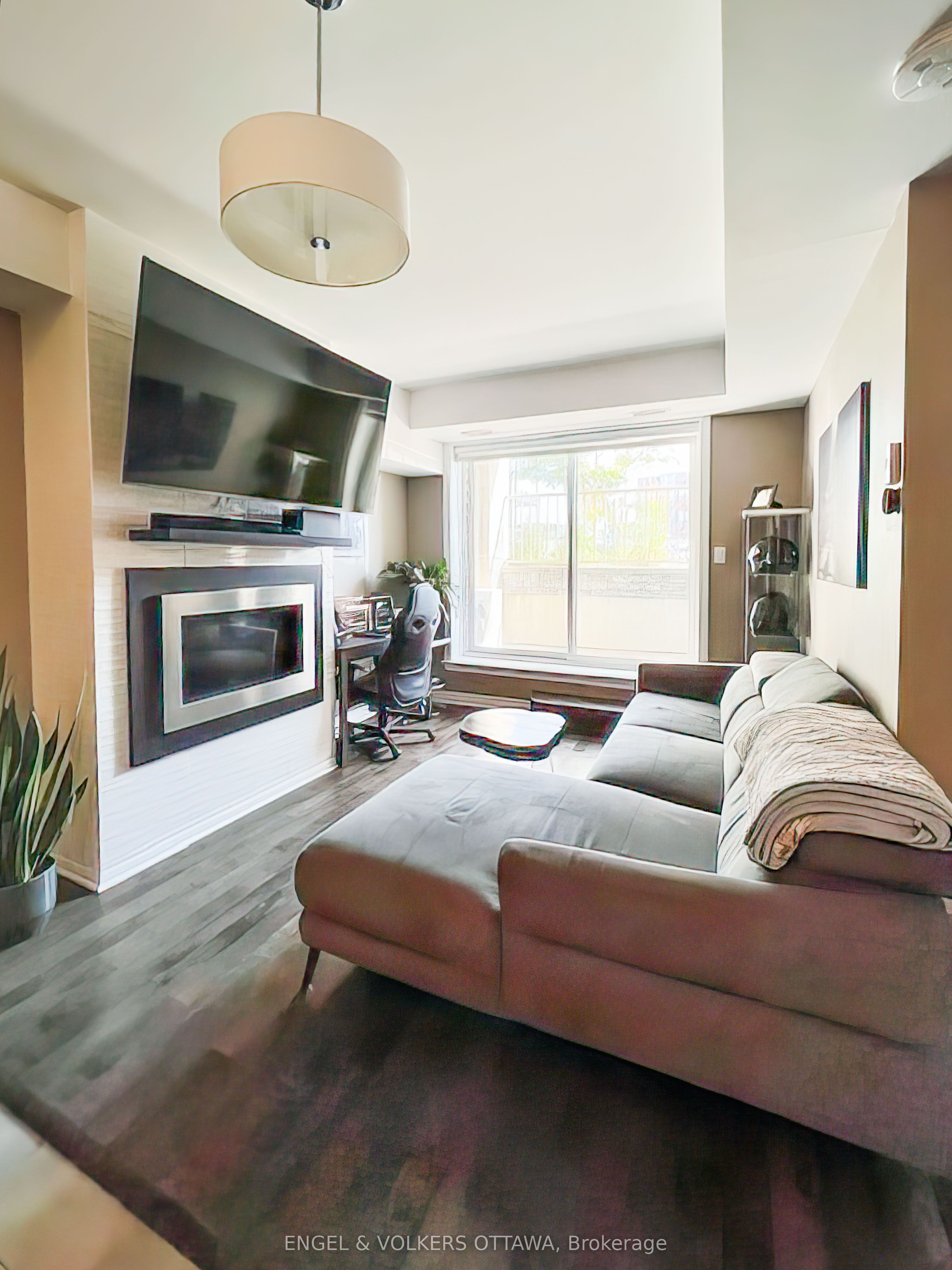 25 Earlton Private 1 Property Photo 7