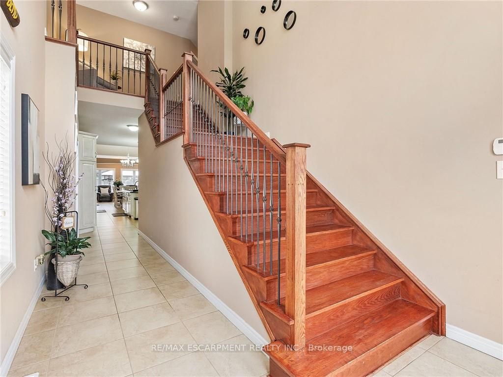52 Arrowhead Drive Property Photo 7