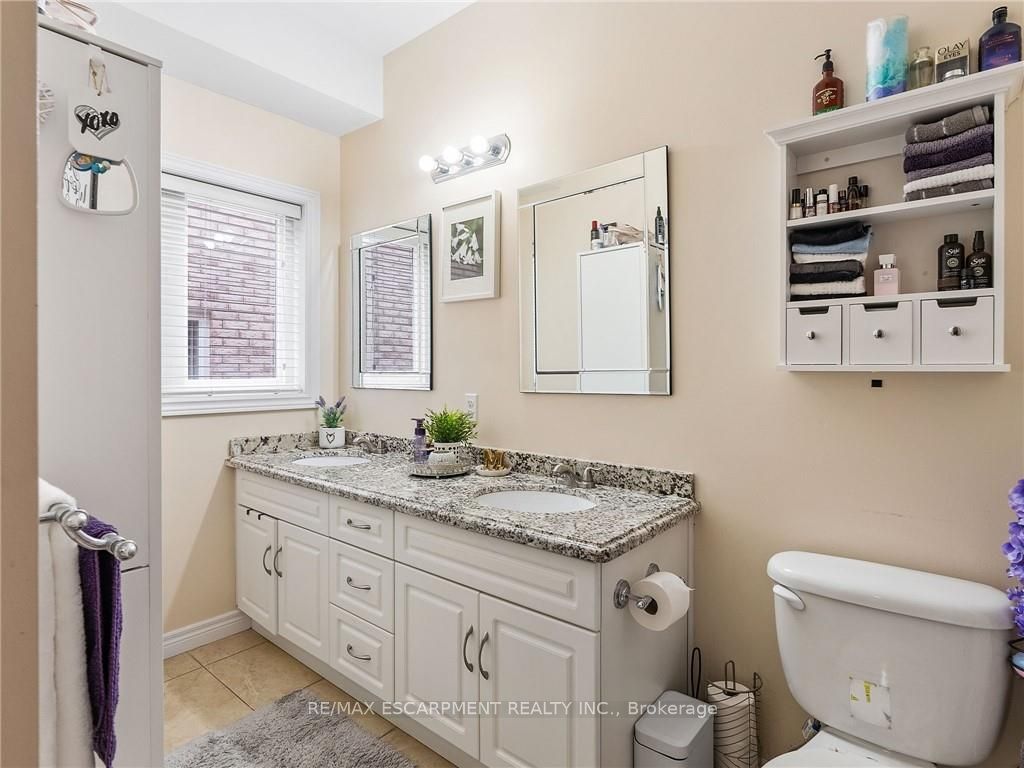 52 Arrowhead Drive Property Photo 19