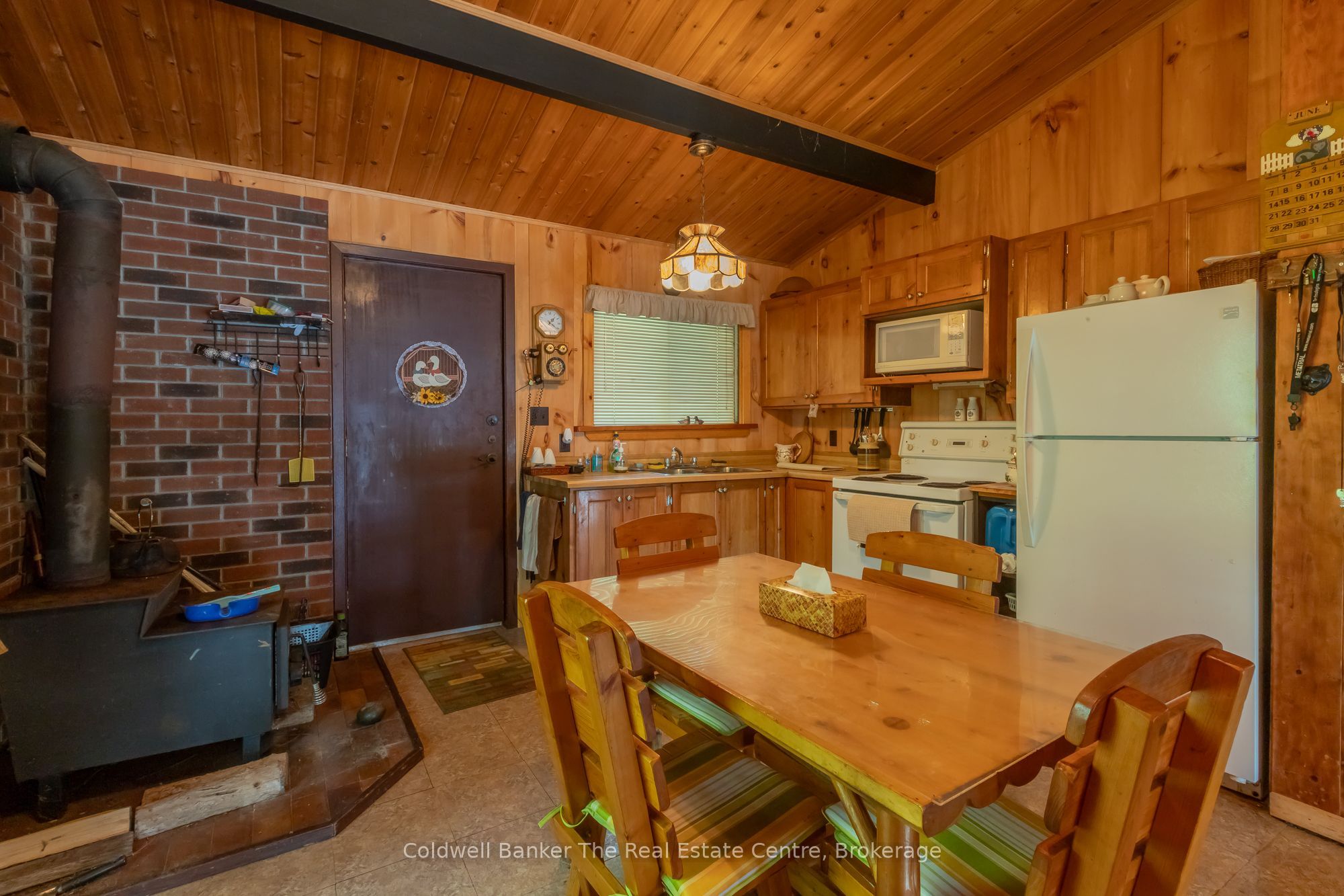 1077 Misty Lane Property Photo 4