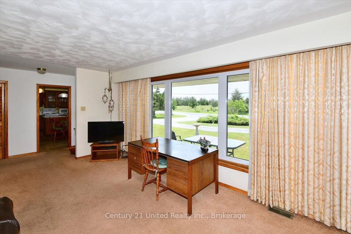 1541 County Road 4 Property Photo 6