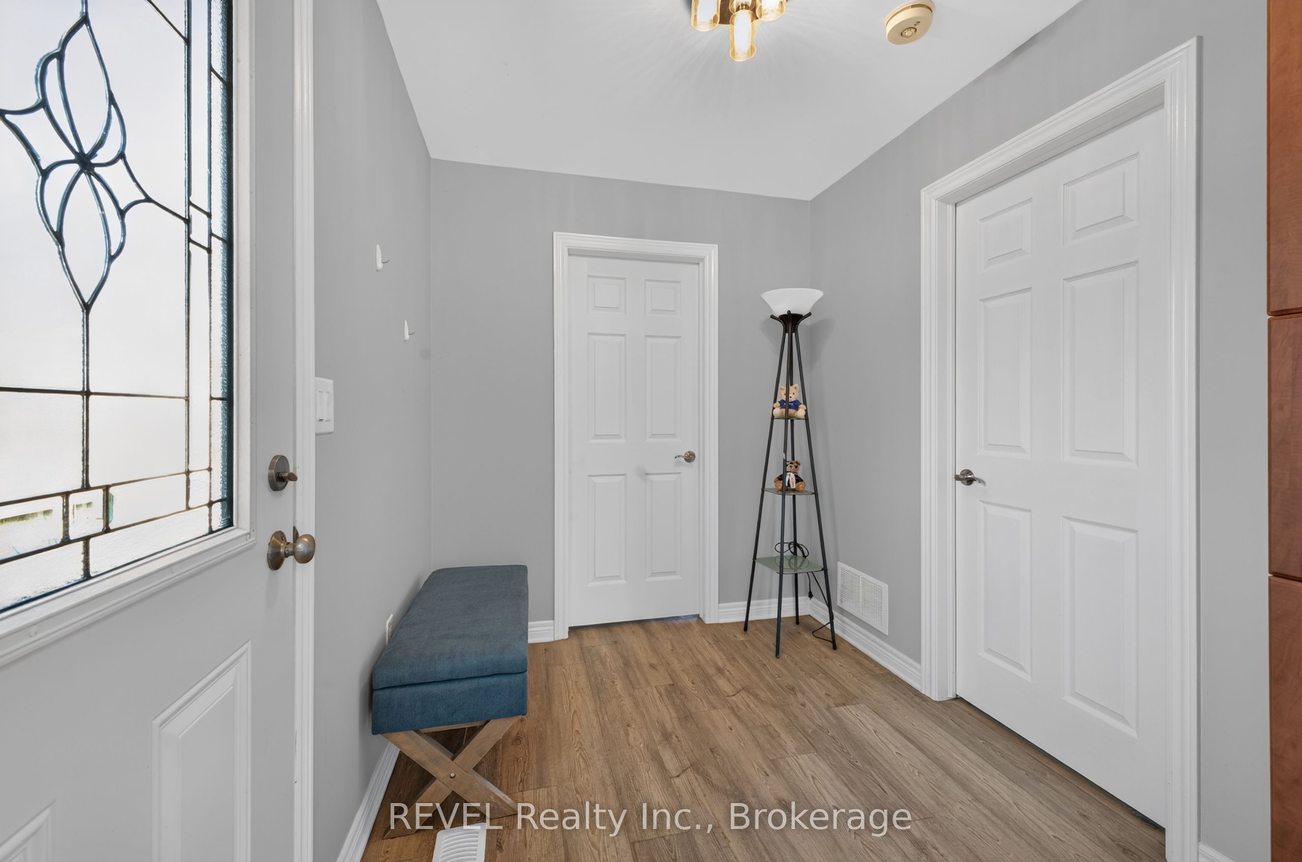 435 Grandview Road Property Photo 5