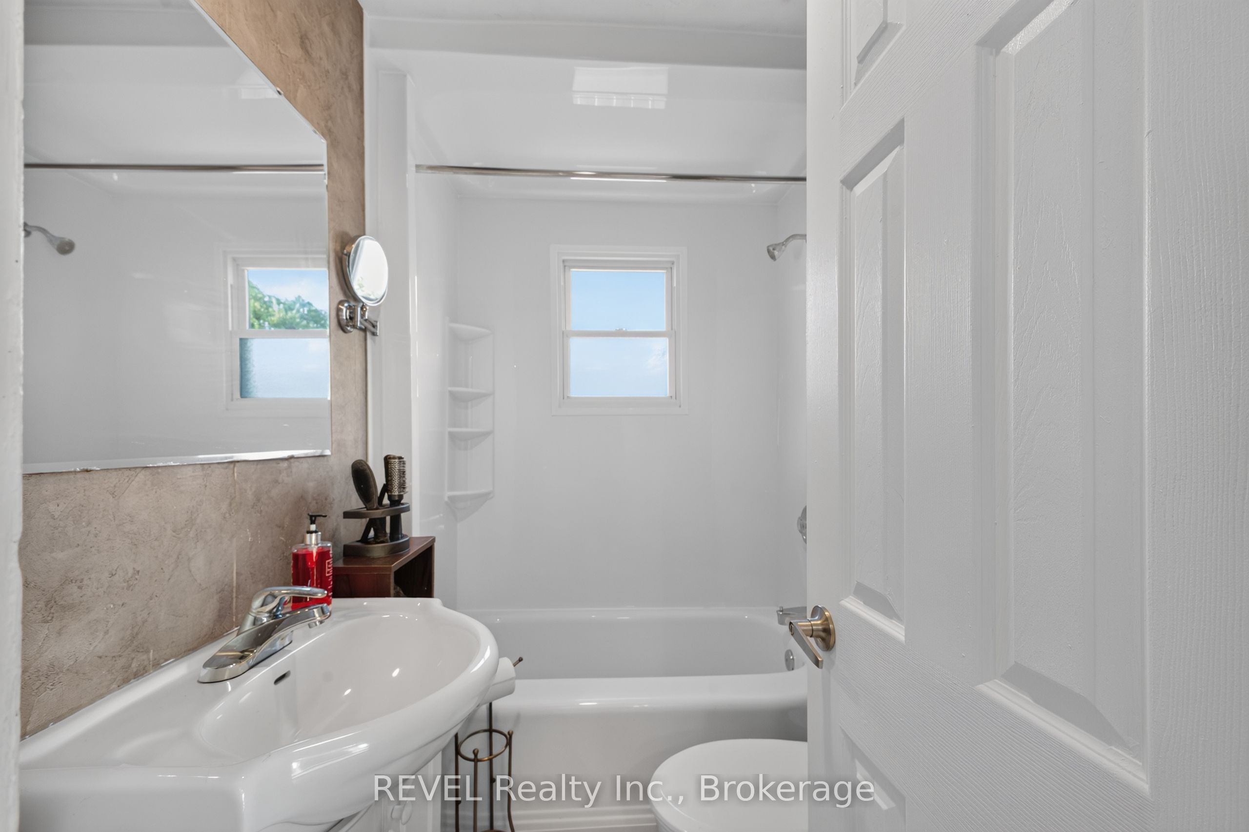 435 Grandview Road Property Photo 13
