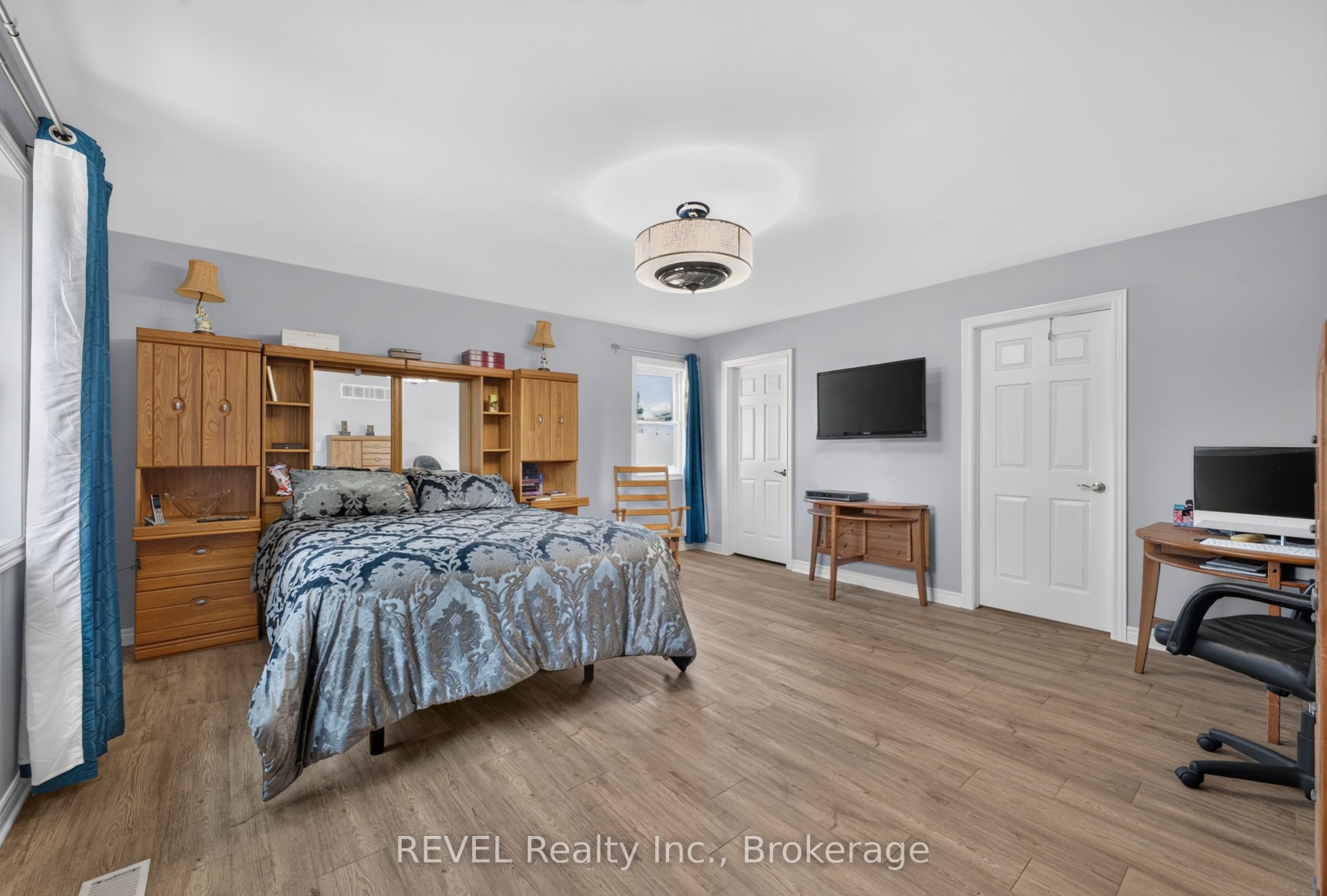 435 Grandview Road Property Photo 14