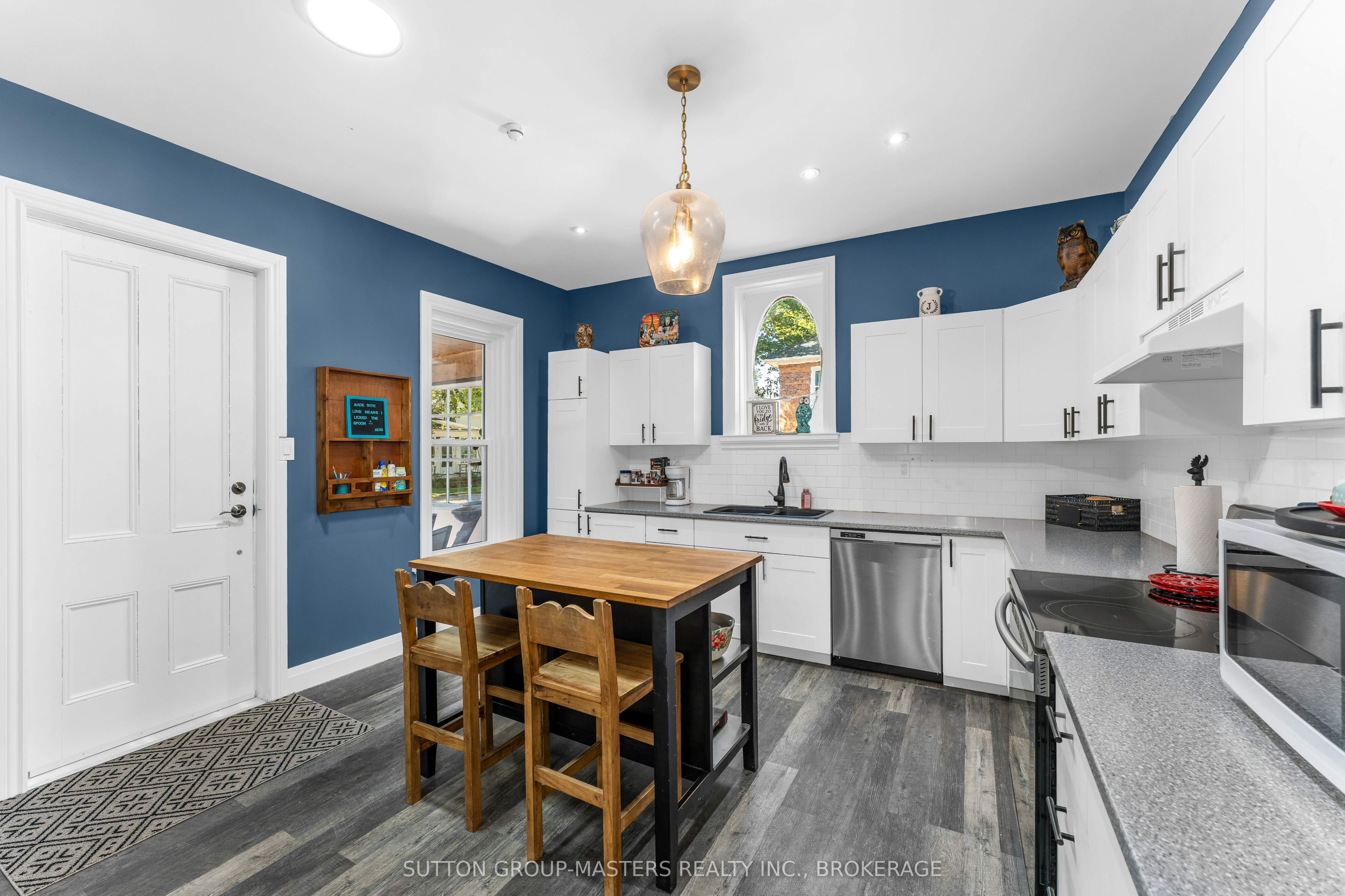 14 Wiltse Street E Property Photo 13