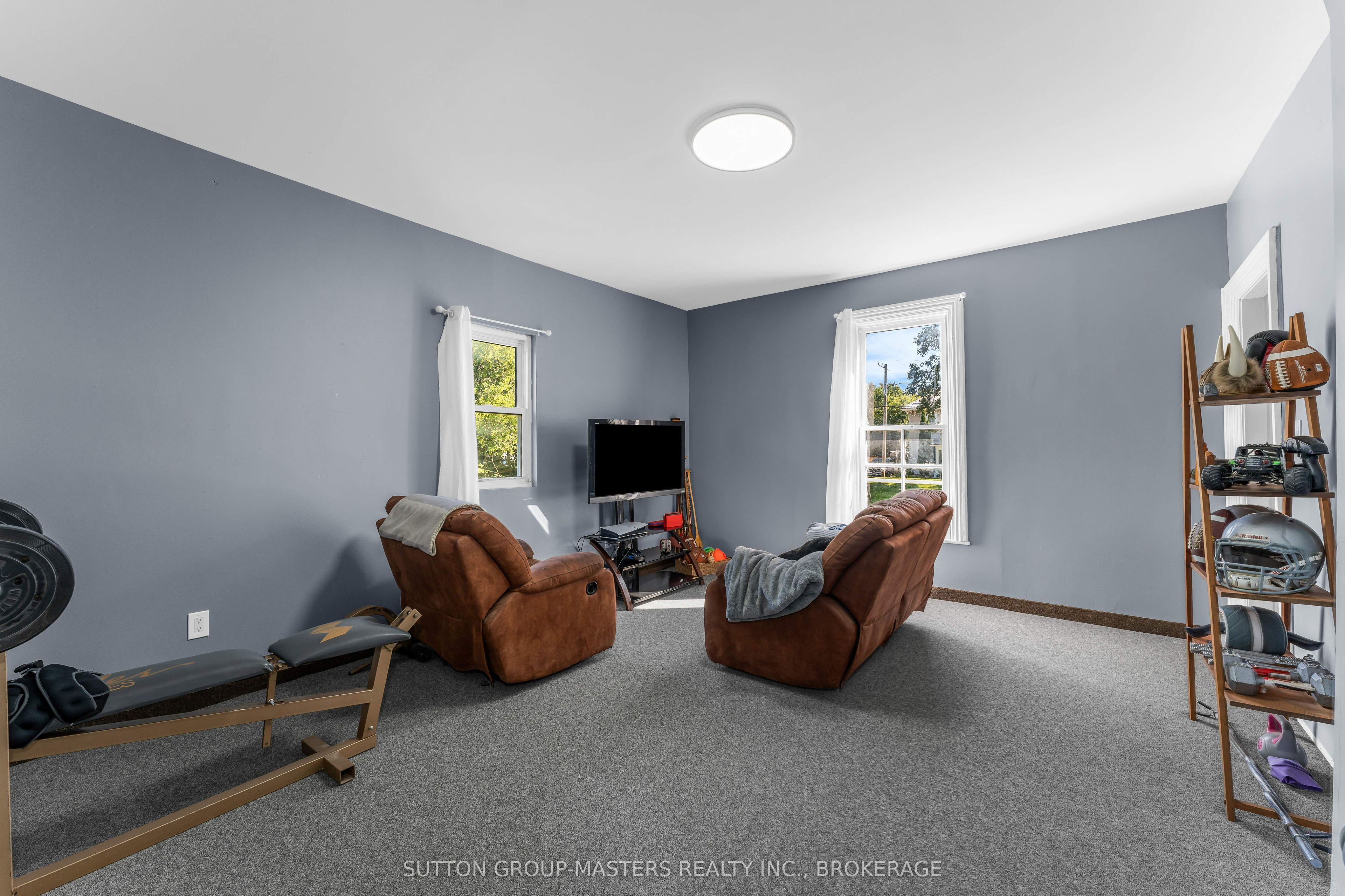 14 Wiltse Street E Property Photo 18