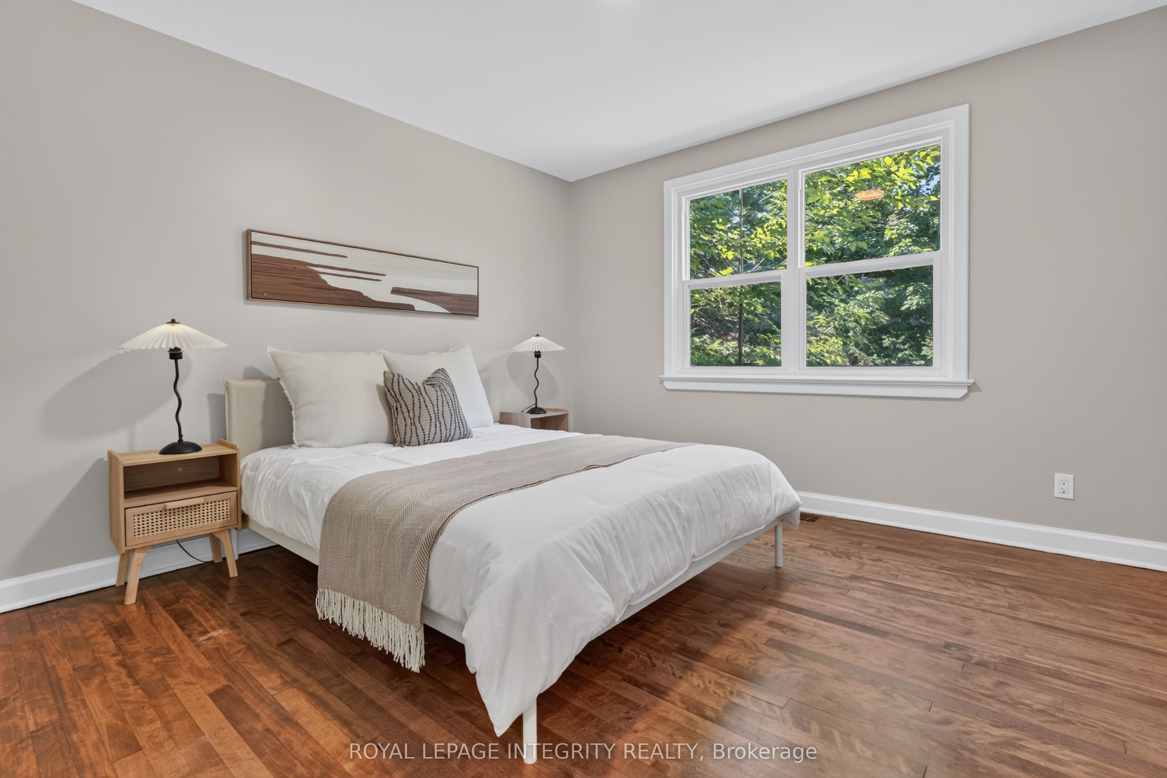 228 Woodroffe Avenue Property Photo 10
