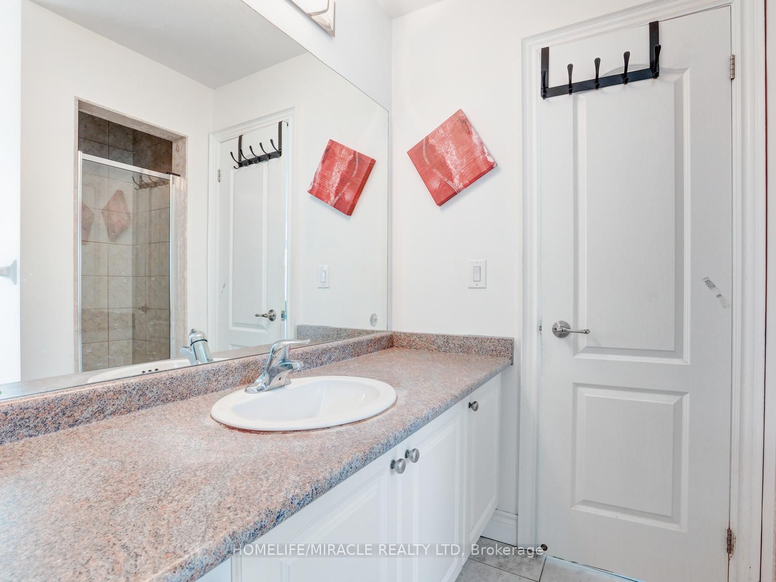 X13641110 Property Photo 31