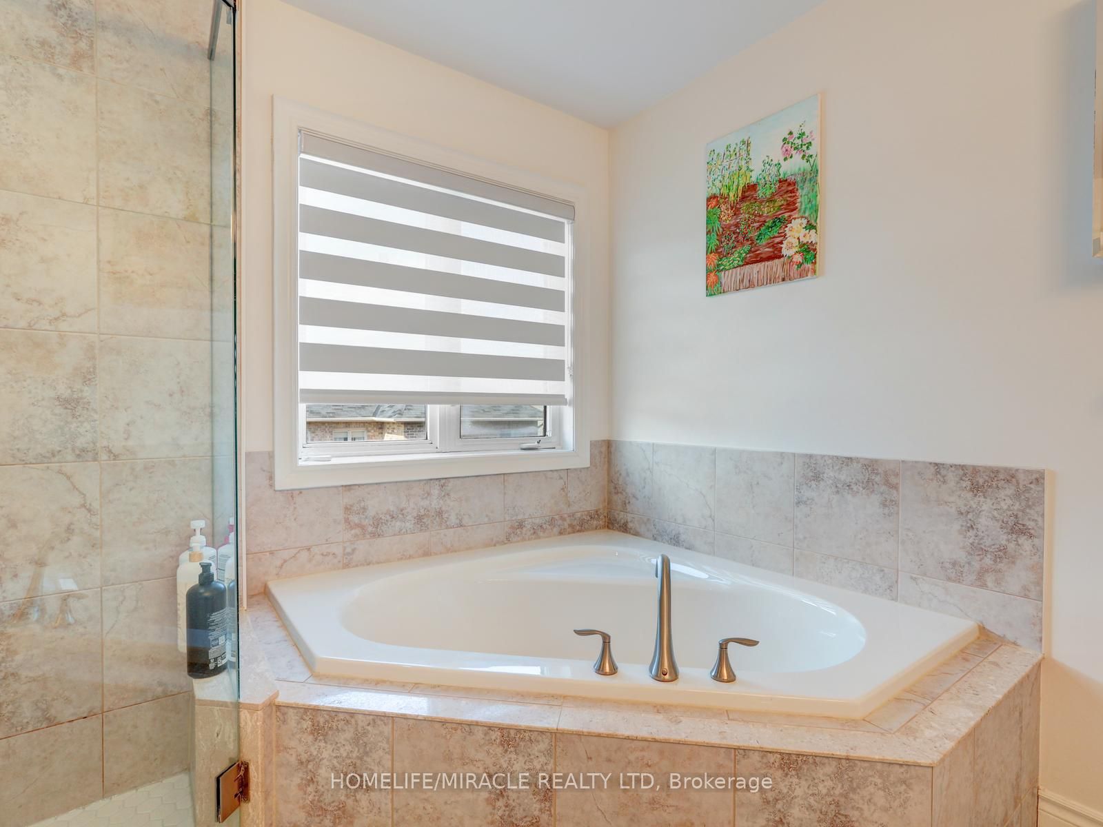 X13641110 Property Photo 36
