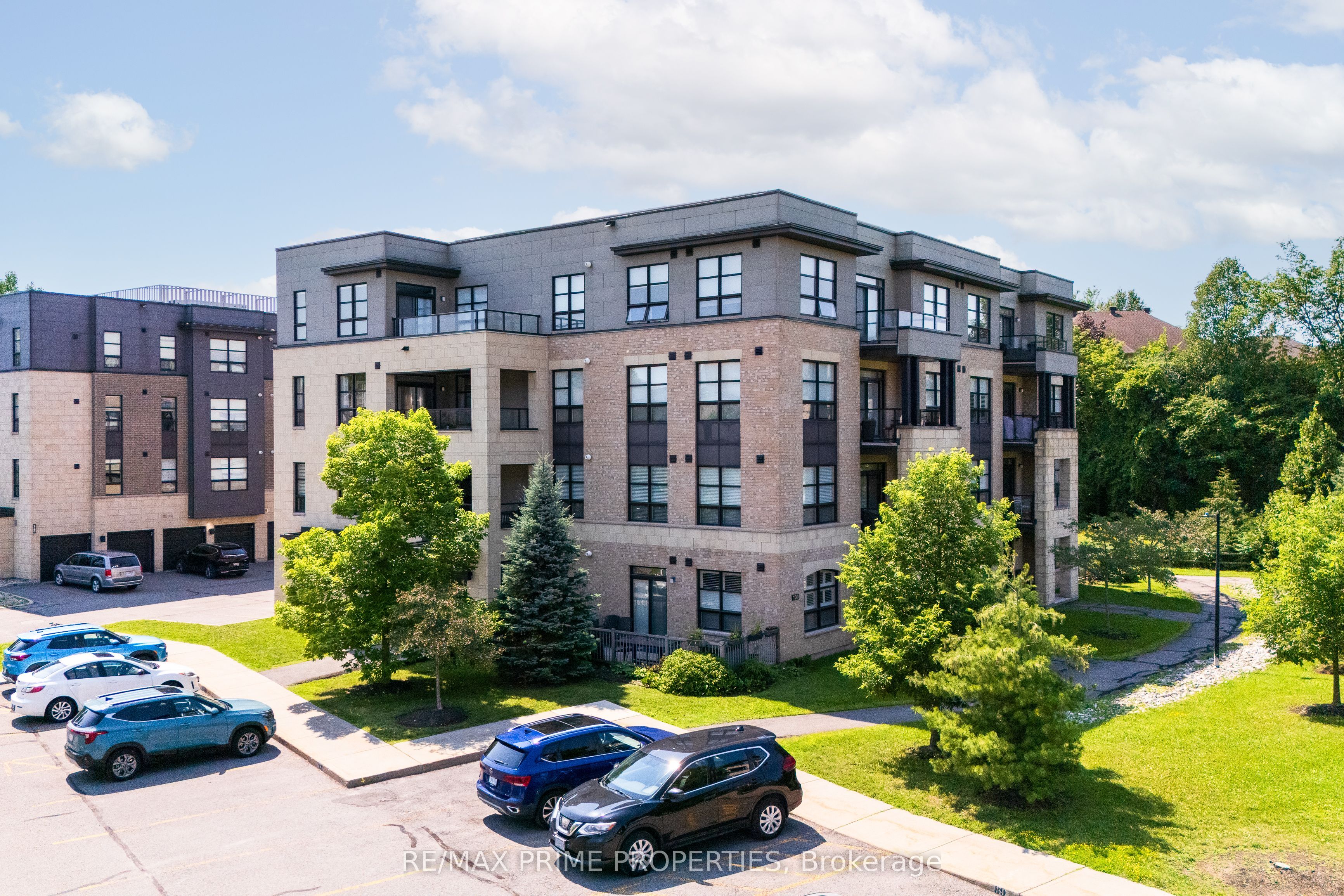 100 Montblanc Private 302 Property Photo 1