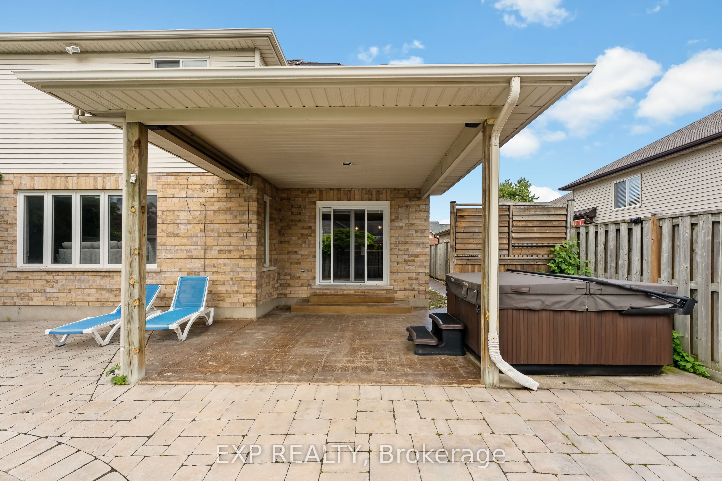 18 Briarwood Drive Property Photo 45