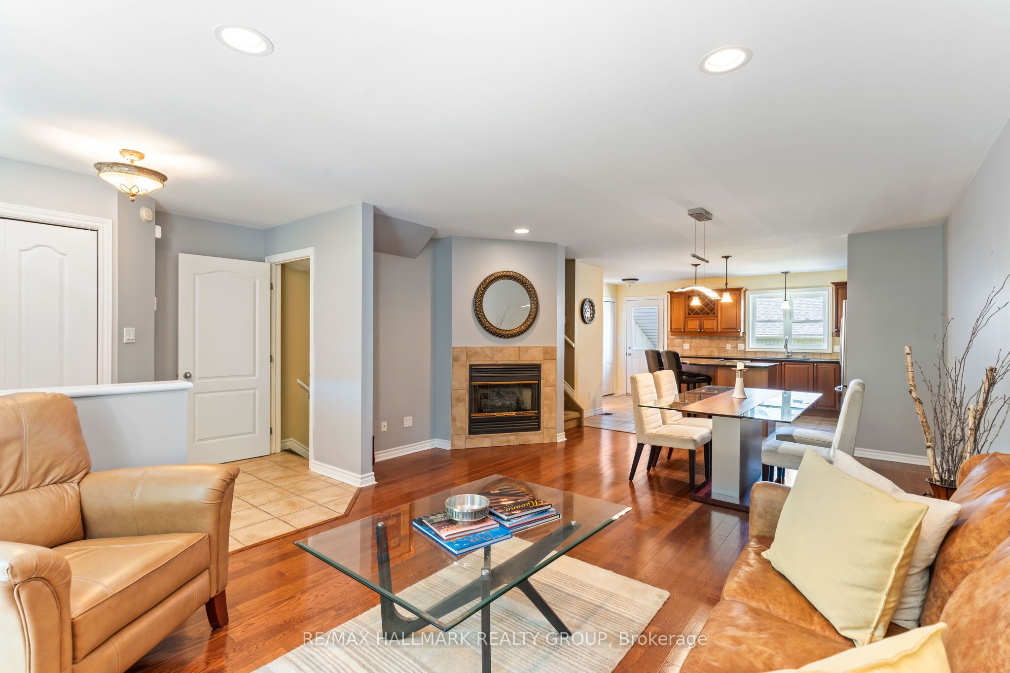 4 Sherman Lane Property Photo 6