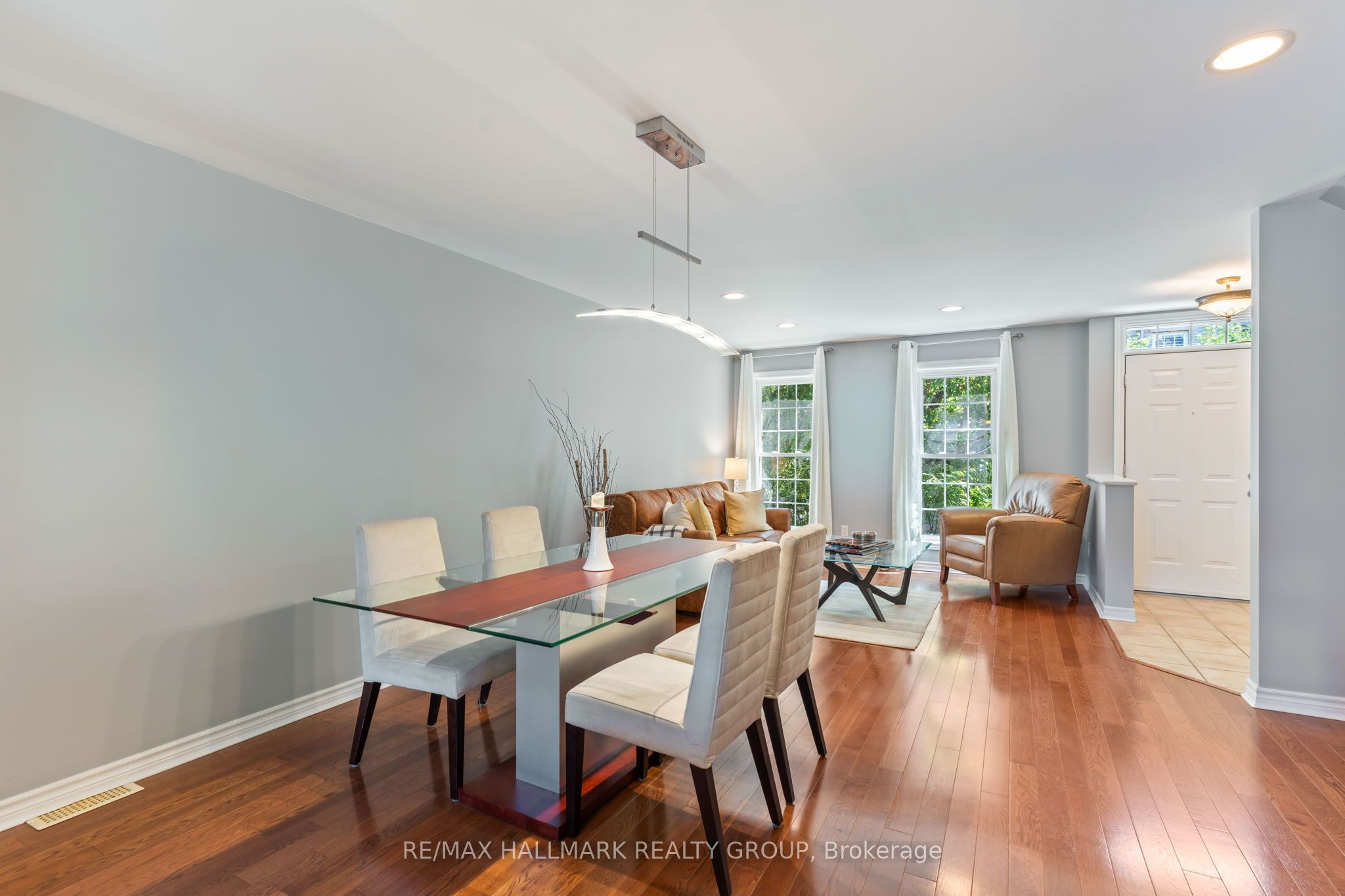 4 Sherman Lane Property Photo 10