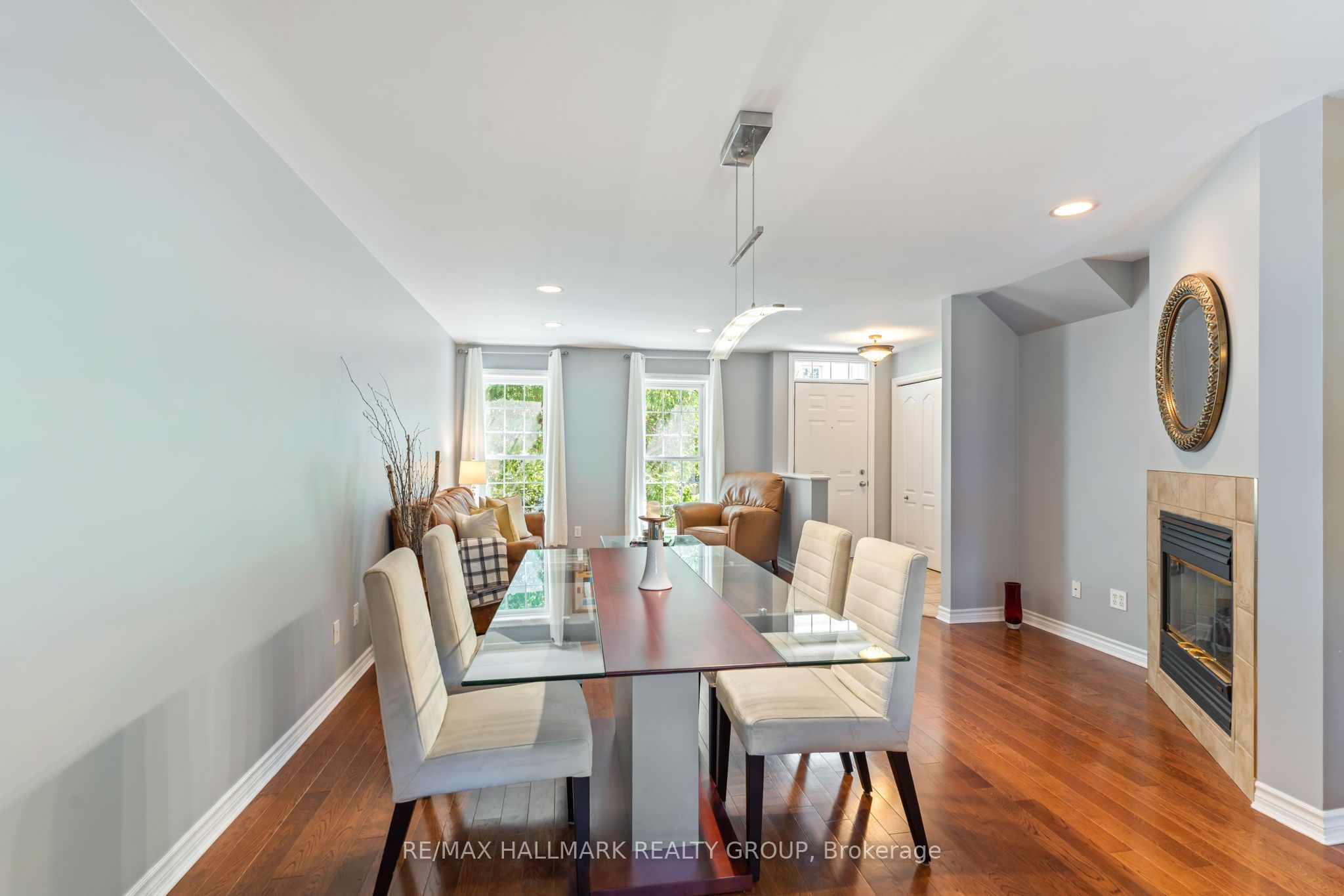 4 Sherman Lane Property Photo 11