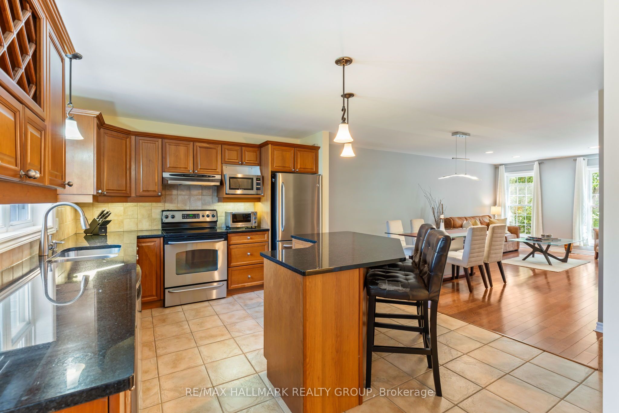4 Sherman Lane Property Photo 12