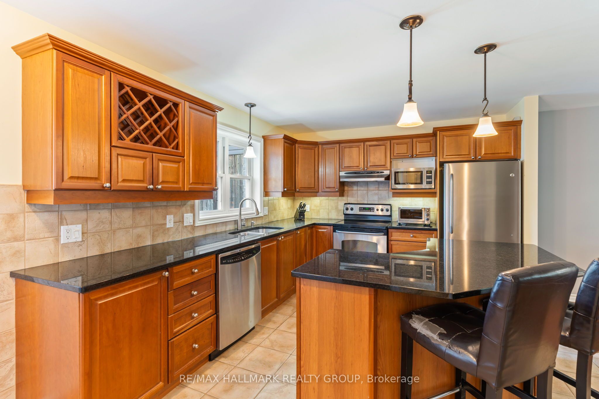 4 Sherman Lane Property Photo 13
