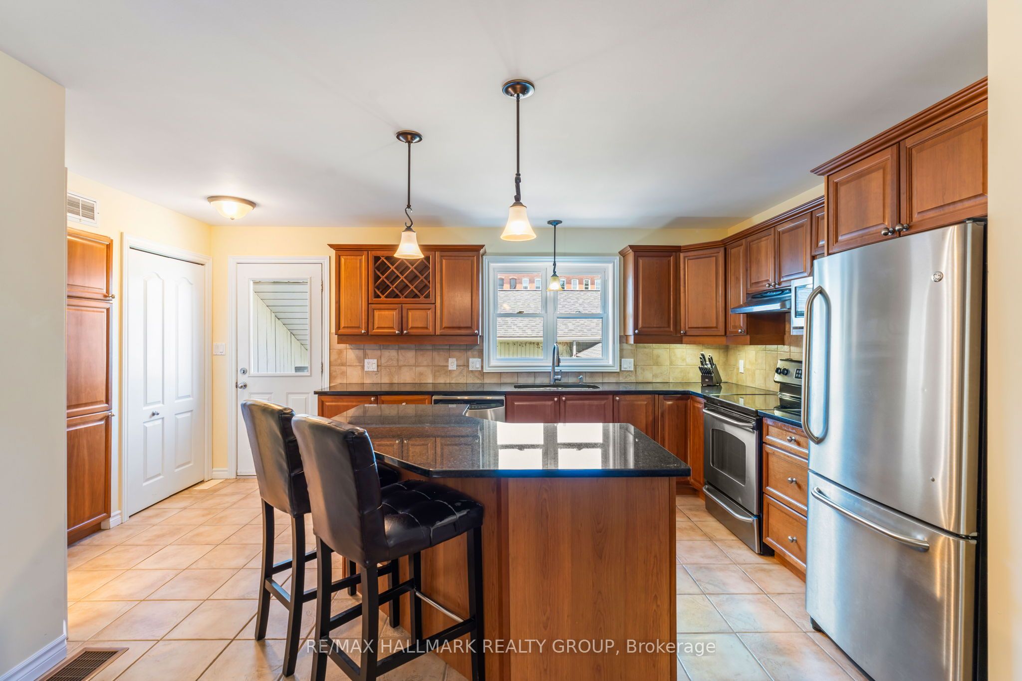 4 Sherman Lane Property Photo 14