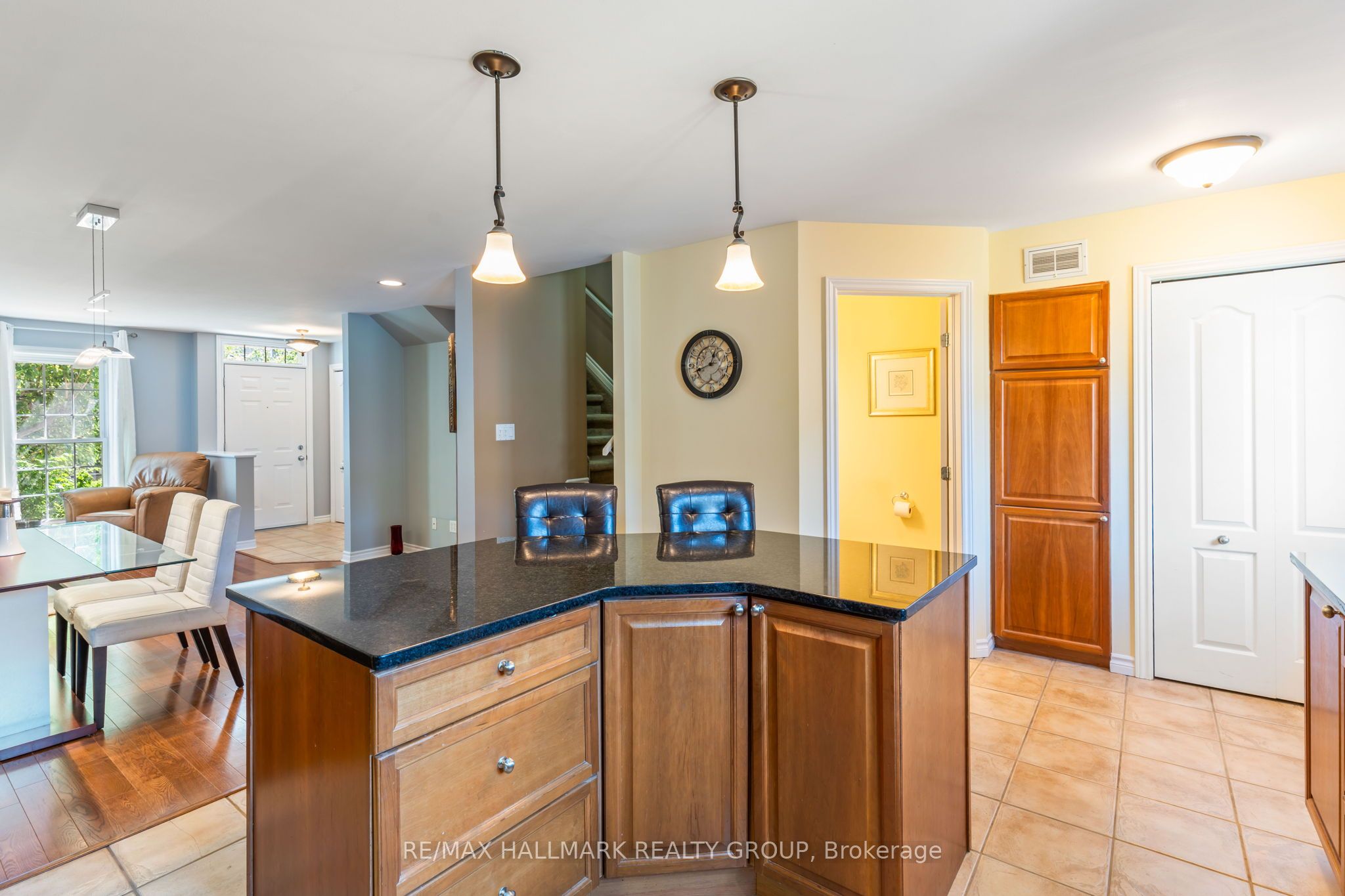 4 Sherman Lane Property Photo 15