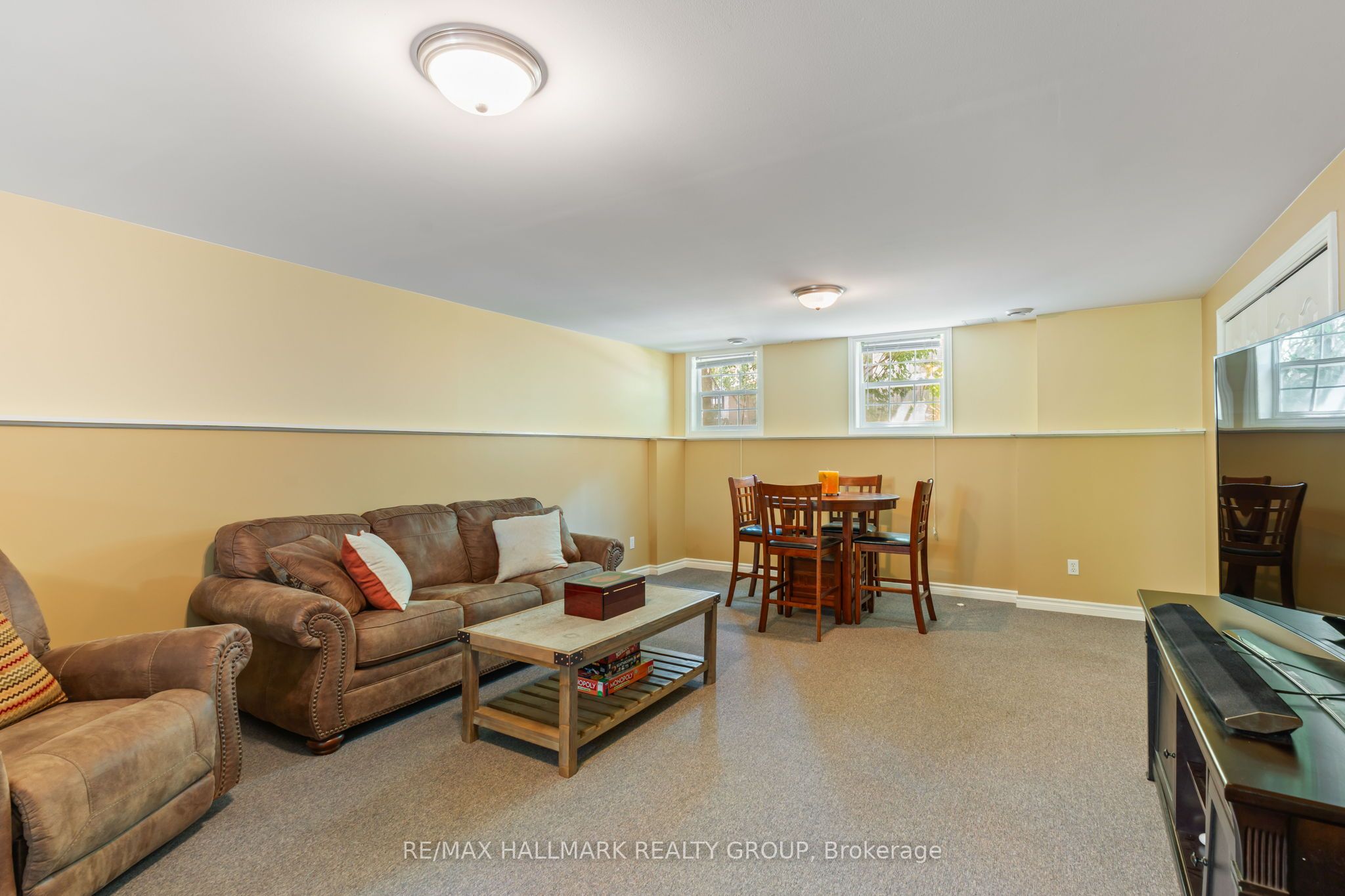 4 Sherman Lane Property Photo 21