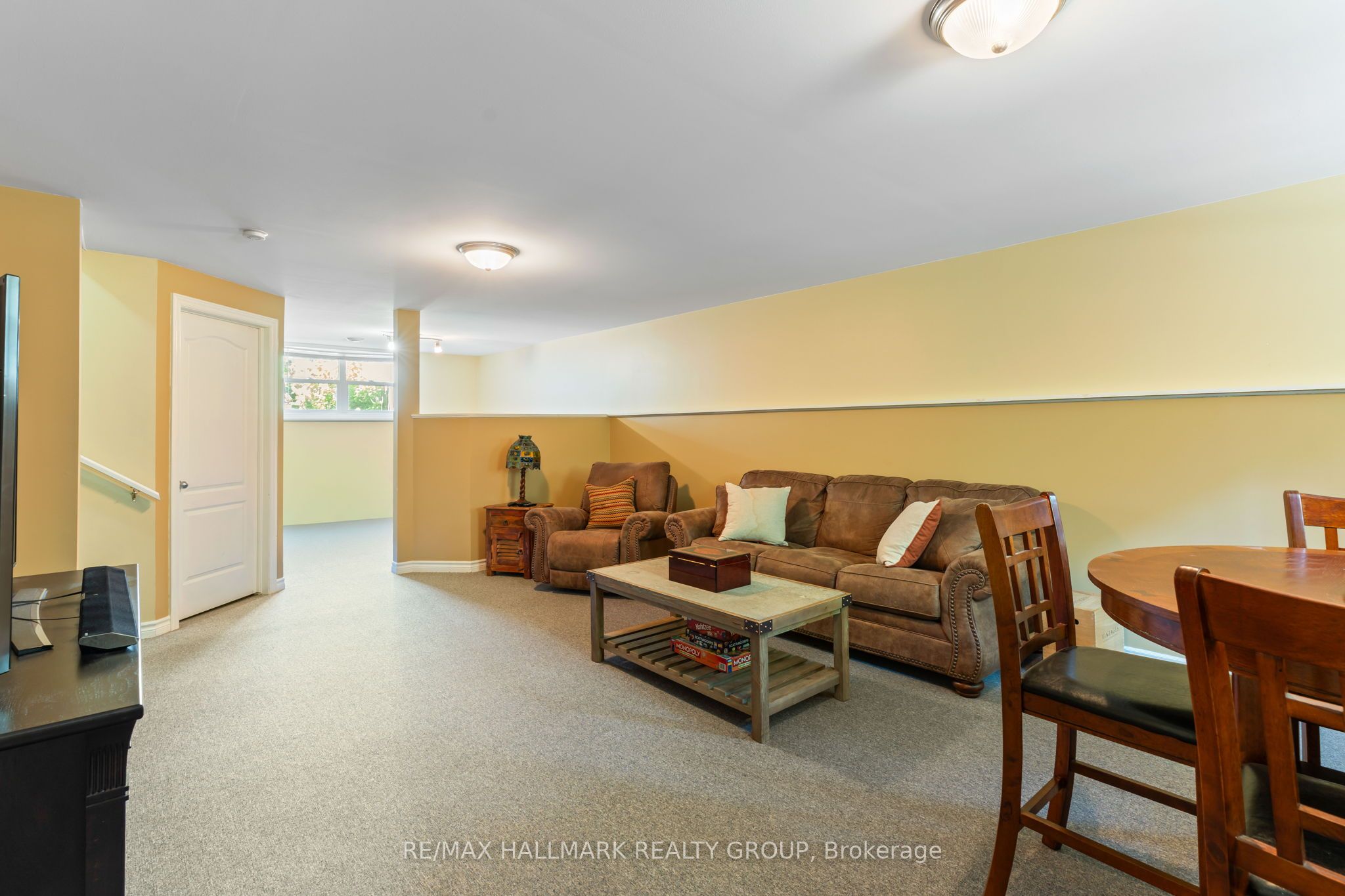4 Sherman Lane Property Photo 22