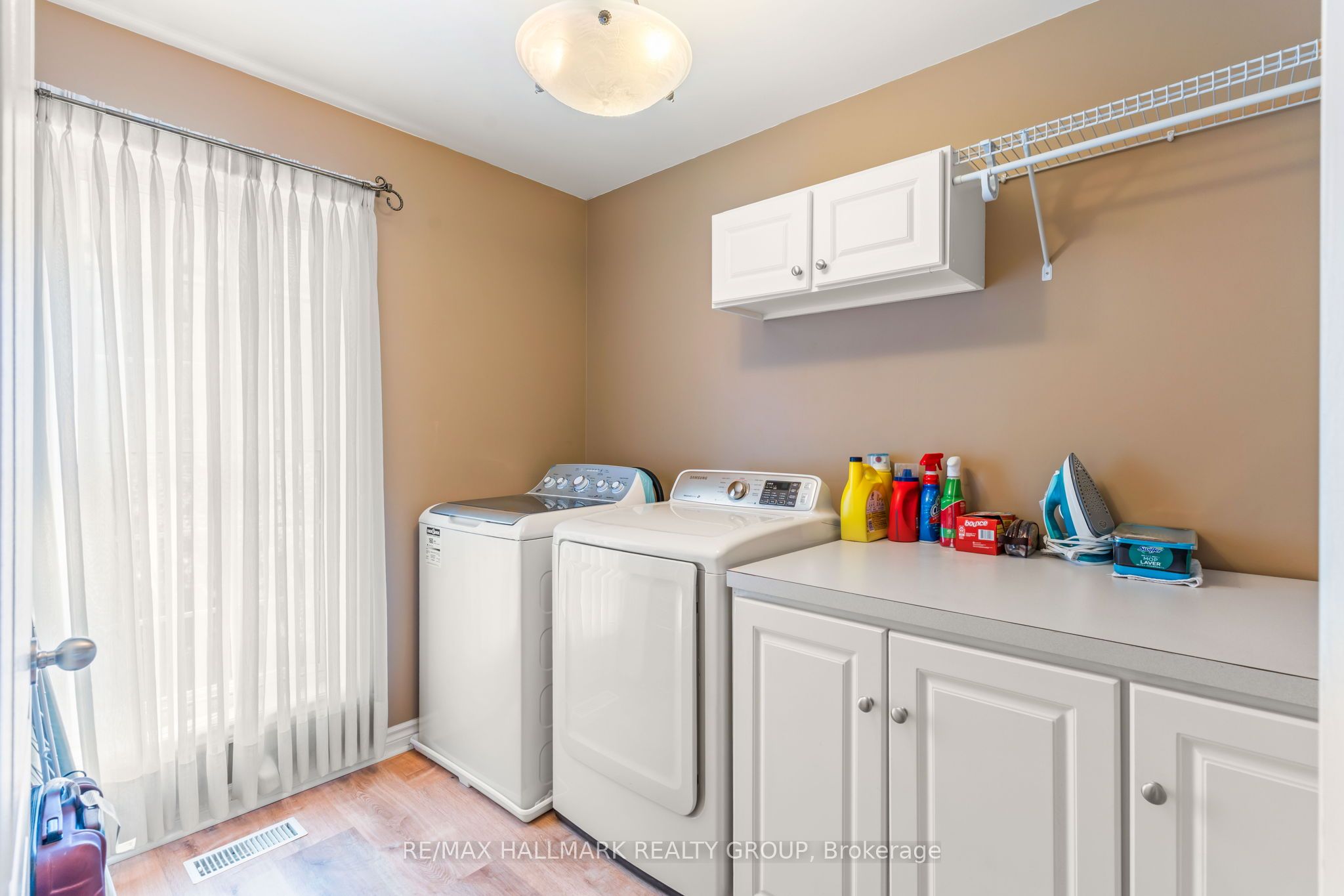 4 Sherman Lane Property Photo 27
