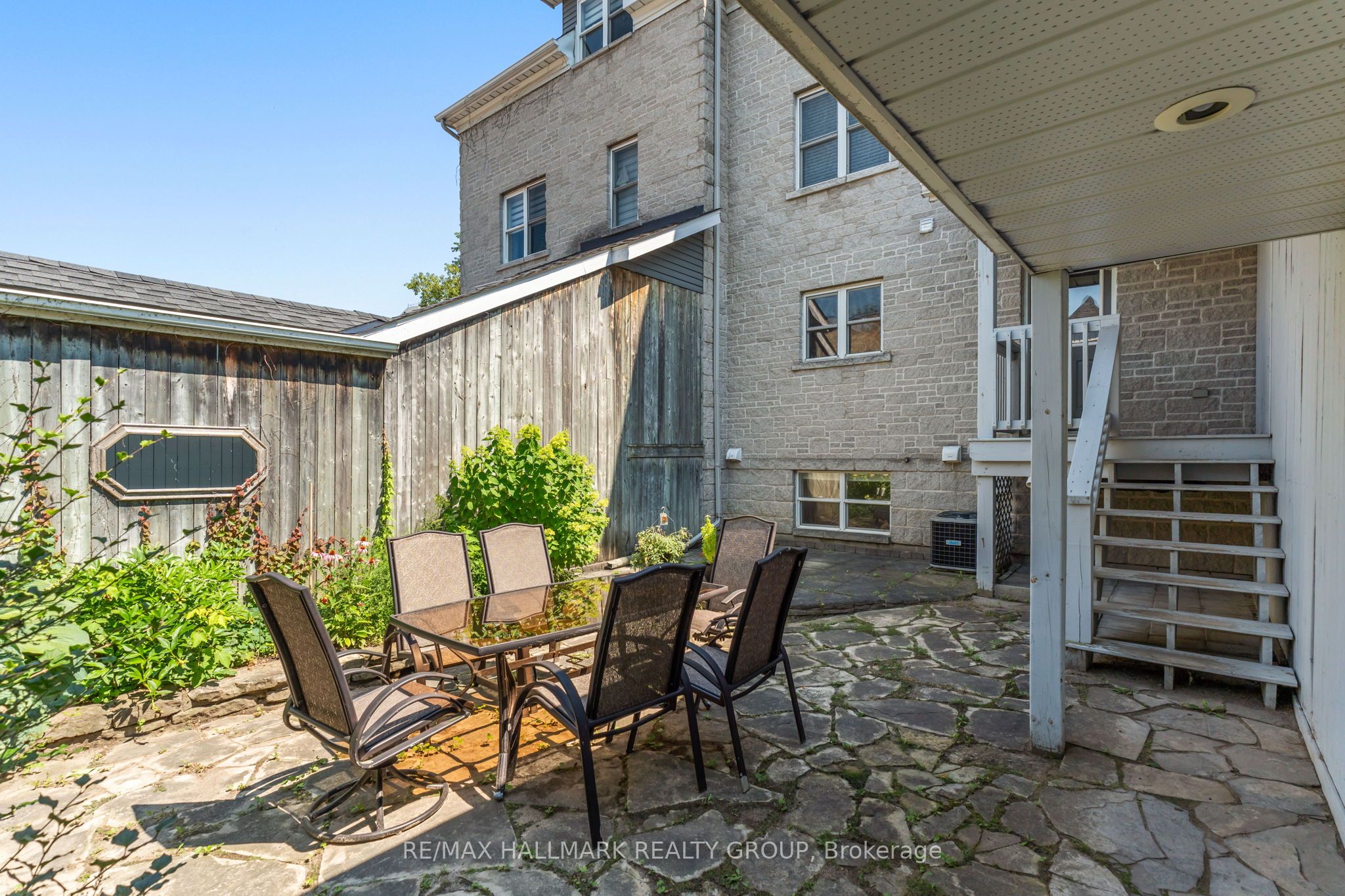 4 Sherman Lane Property Photo 35