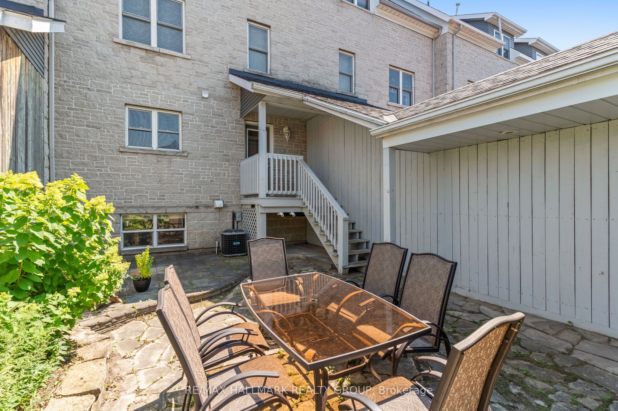 4 Sherman Lane Property Photo 36