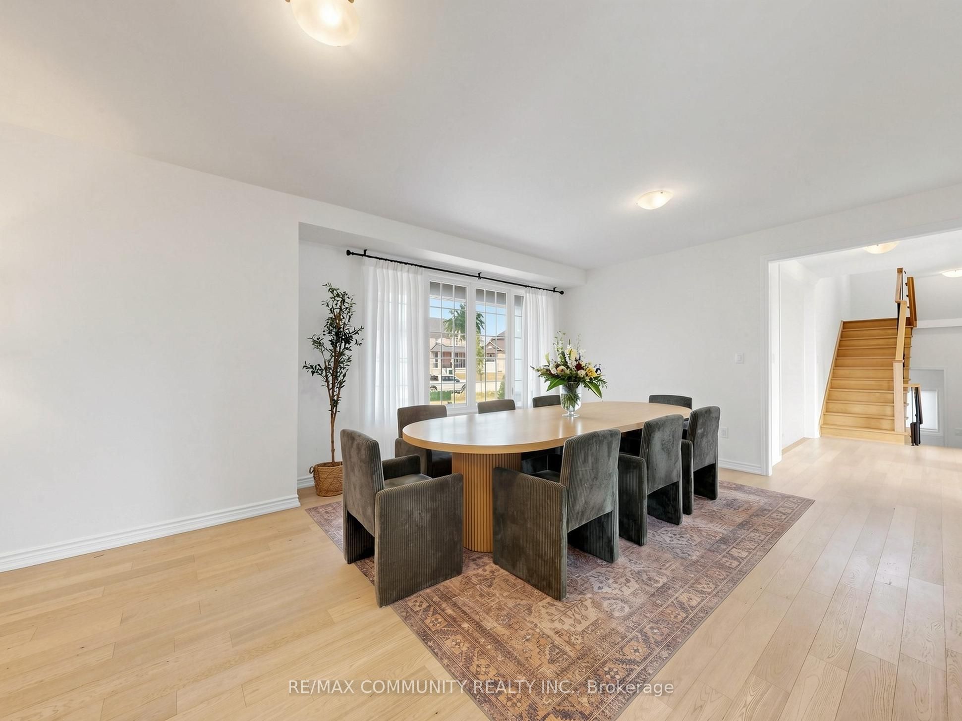 98 Golden Meadows Drive Property Photo 16