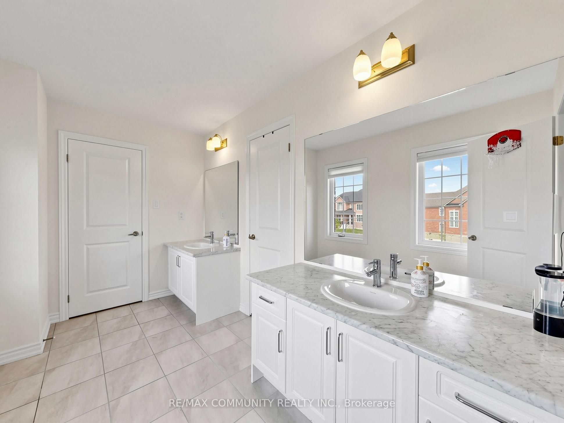 98 Golden Meadows Drive Property Photo 35