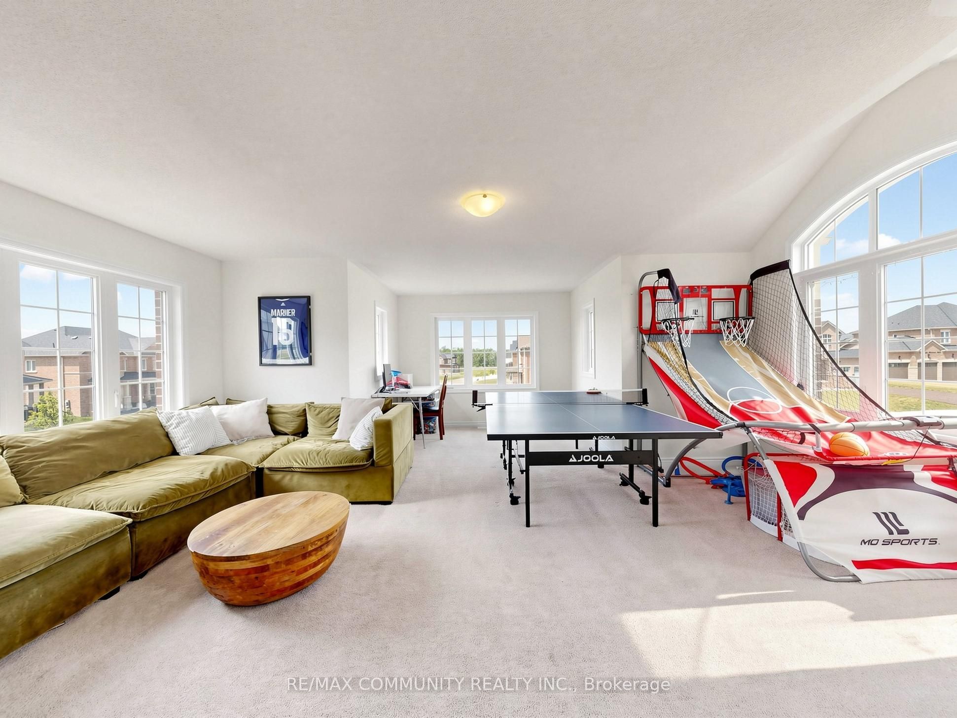 98 Golden Meadows Drive Property Photo 43