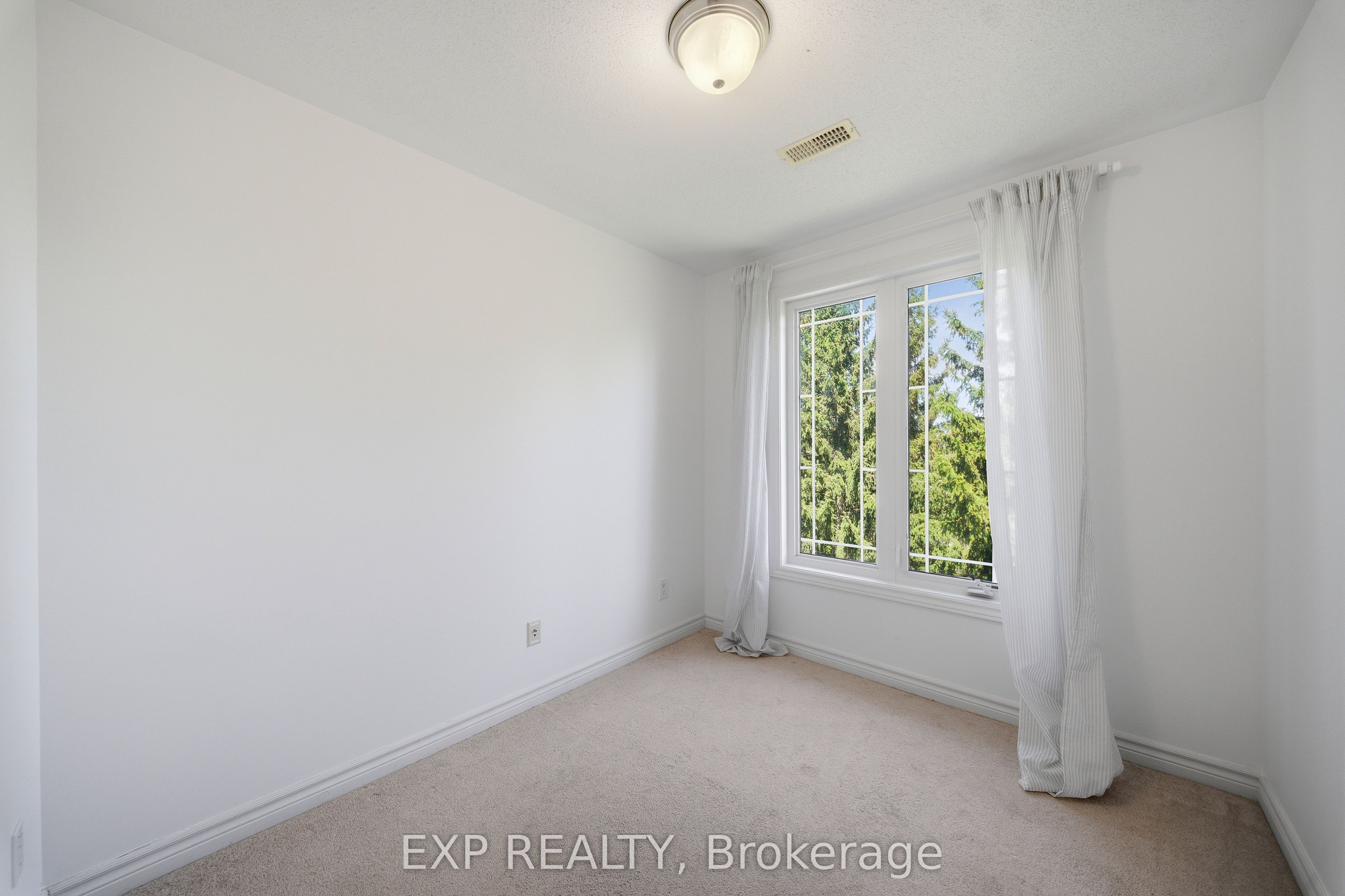 369 Paseo Private 8 Property Photo 17