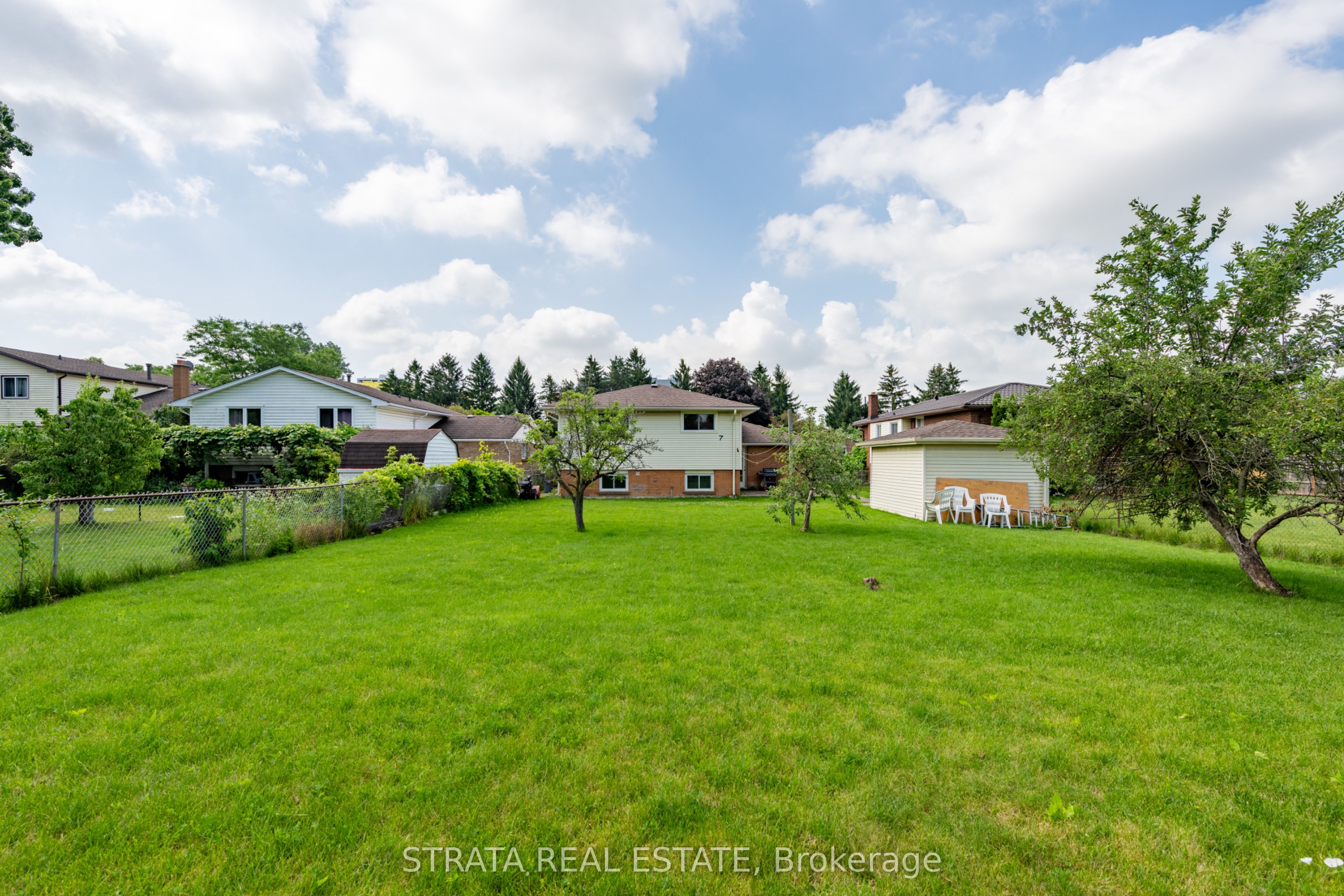 7 Harrow Court Property Photo 6