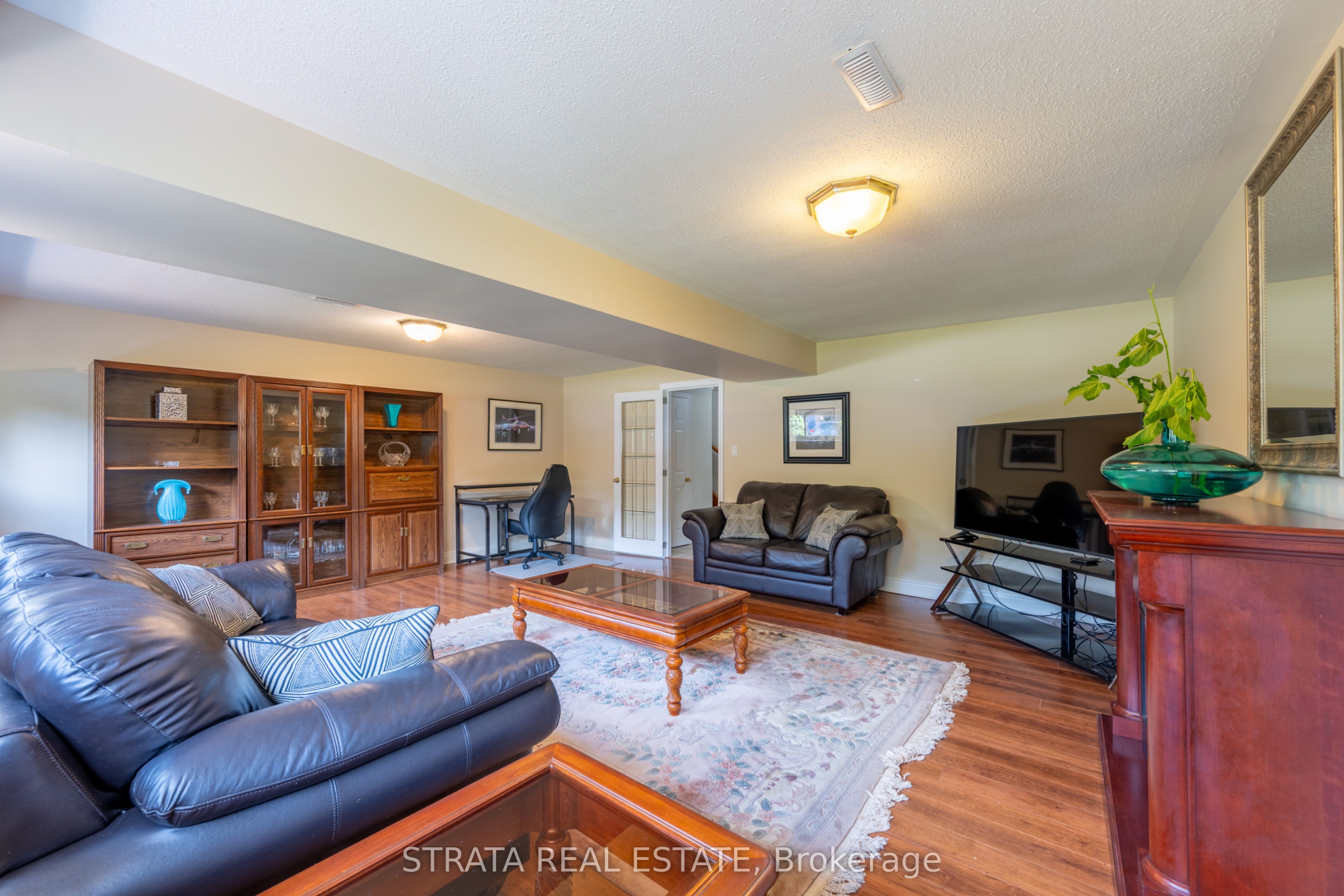 7 Harrow Court Property Photo 25