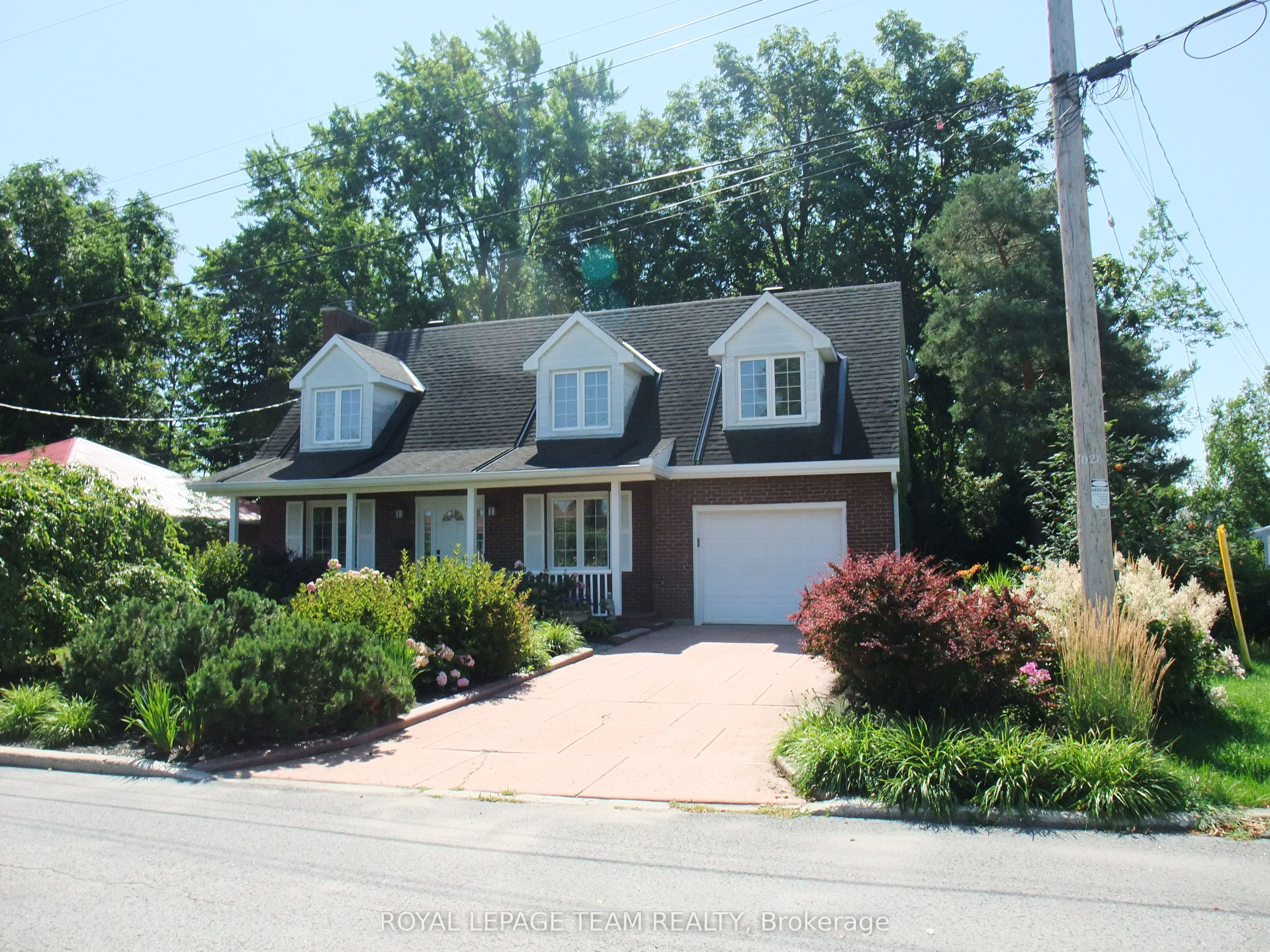 32 Gary Crescent Property Photo 1