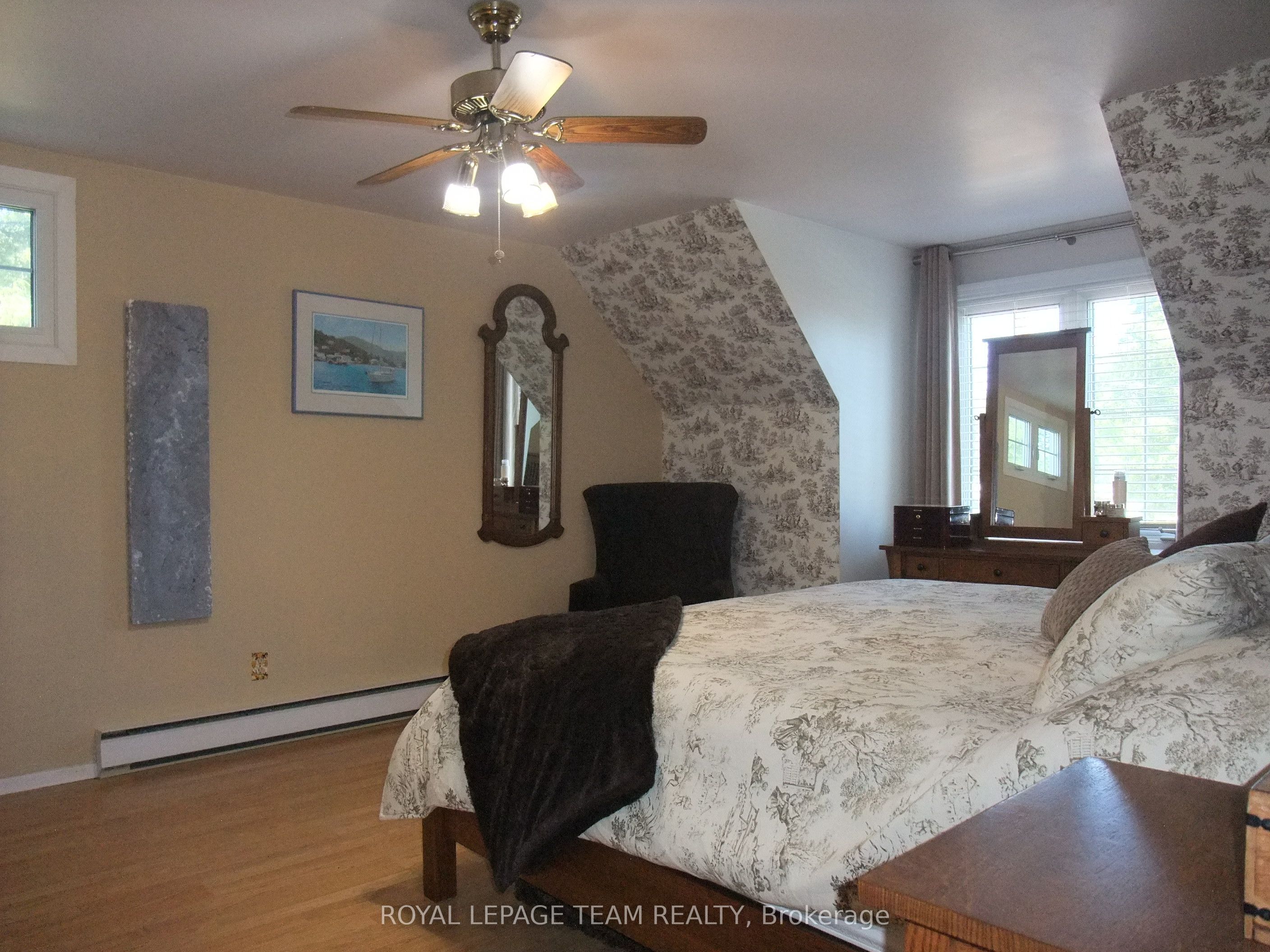 32 Gary Crescent Property Photo 19