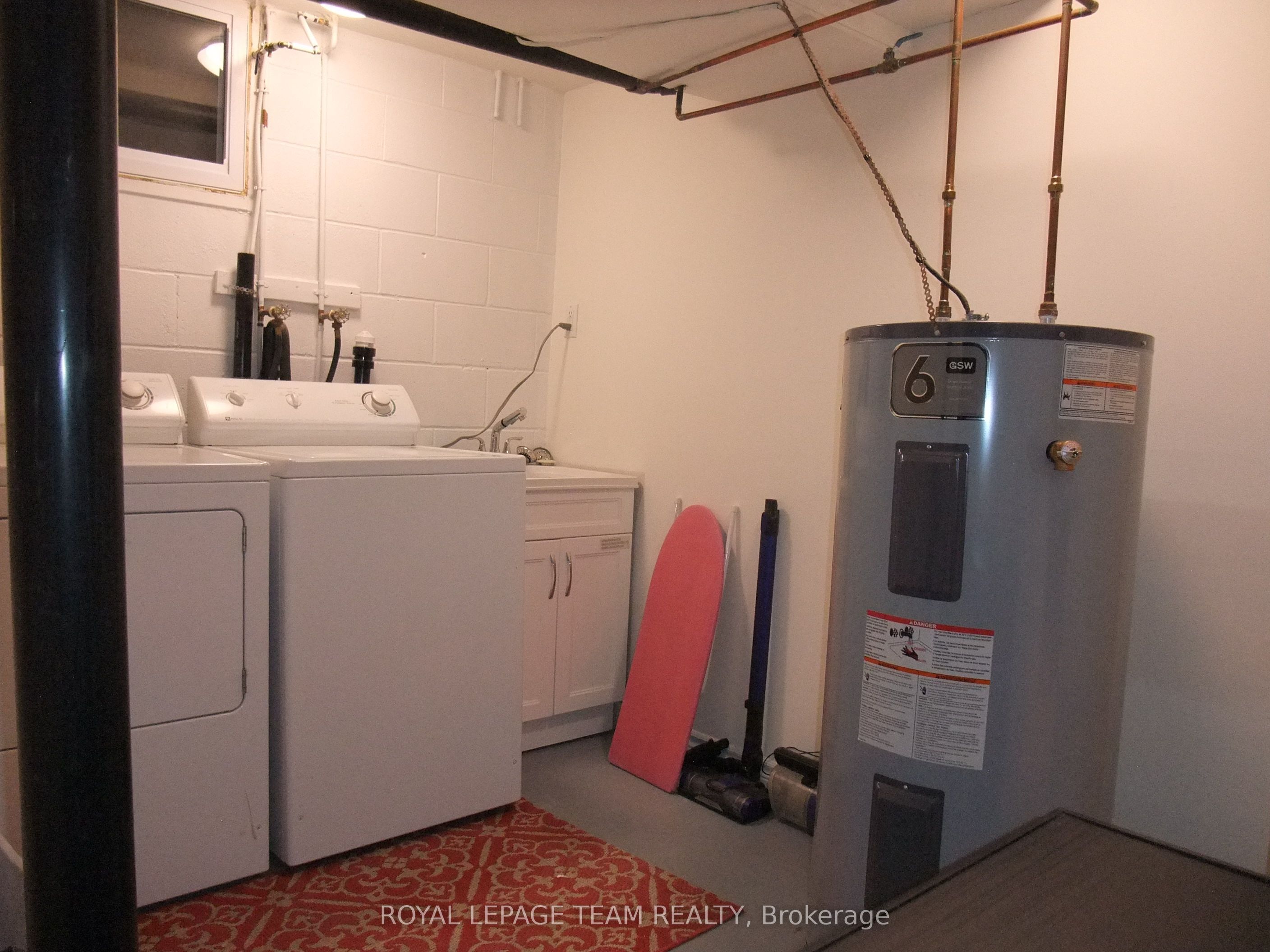 32 Gary Crescent Property Photo 32