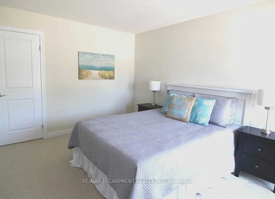 3873 Ryan Avenue Property Photo 8