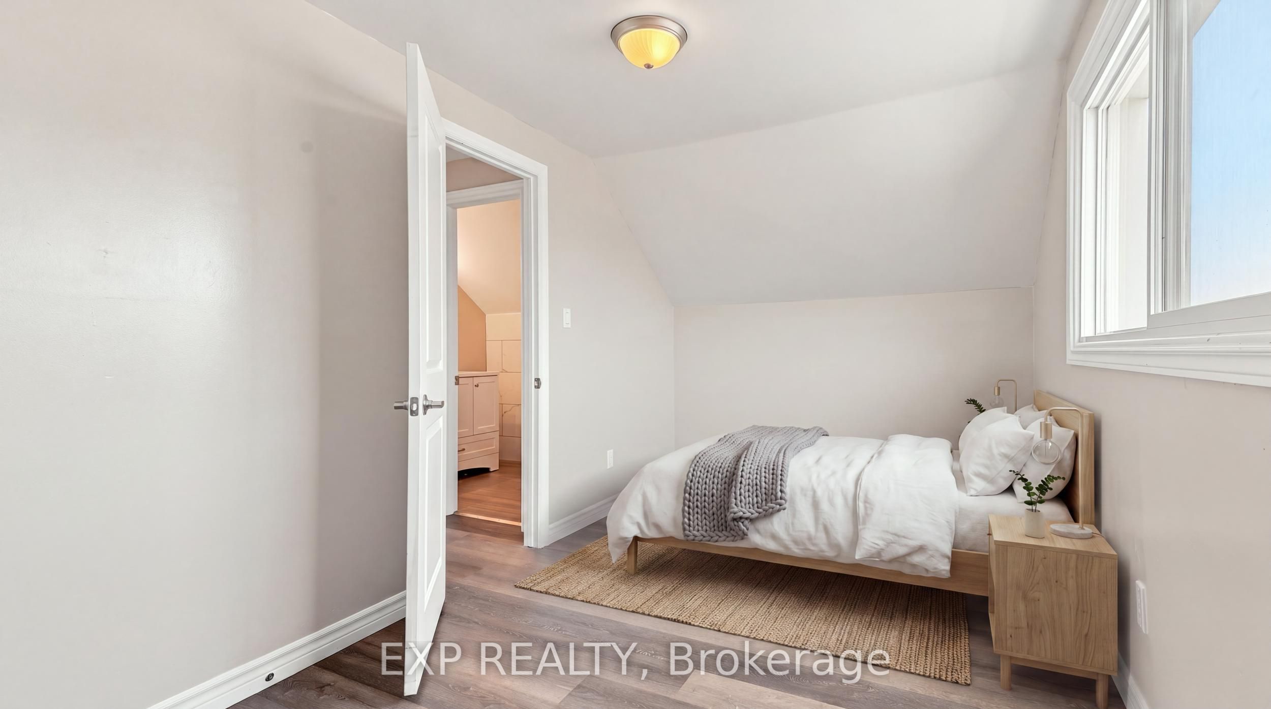 225 Grantham Avenue Property Photo 20