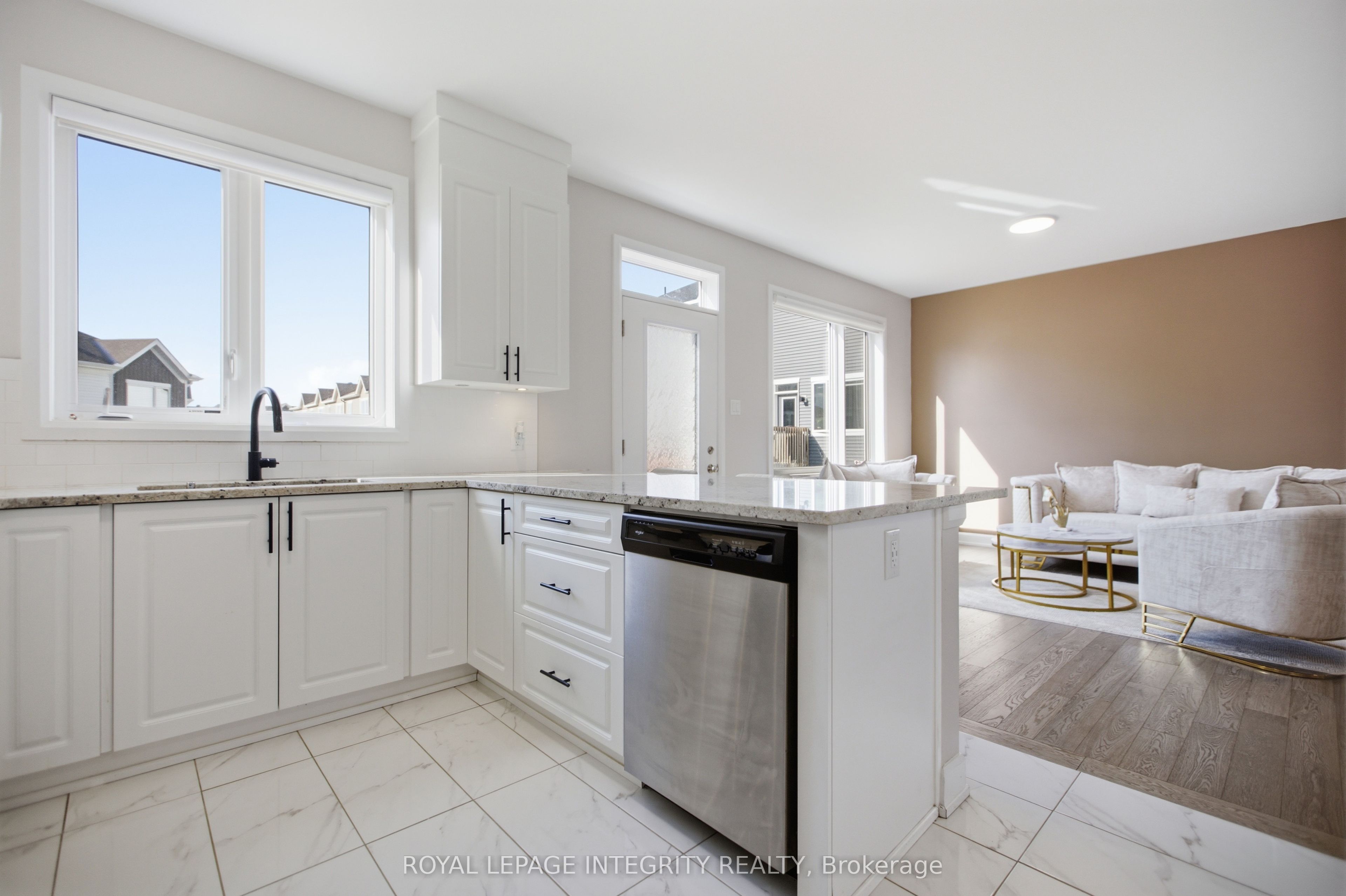 651 Chillerton Drive Property Photo 15