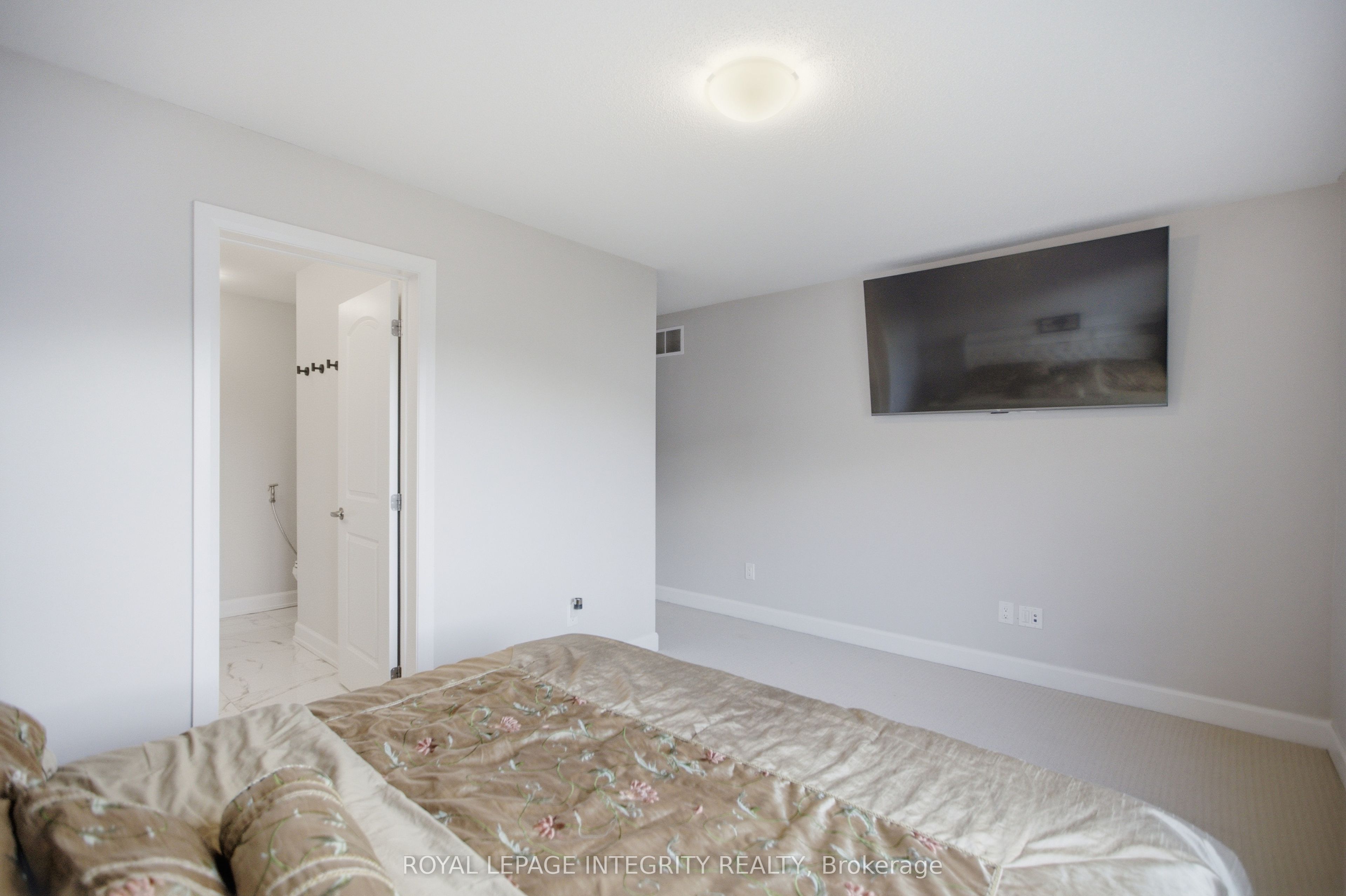 651 Chillerton Drive Property Photo 18