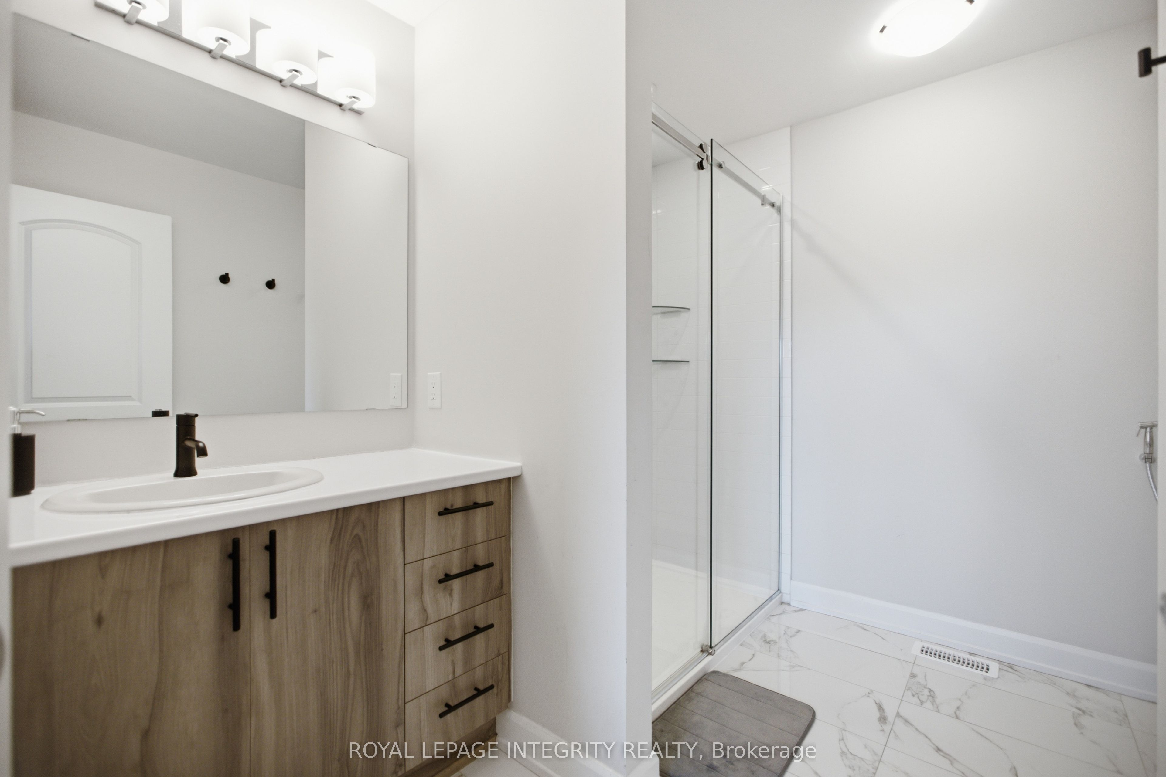 651 Chillerton Drive Property Photo 19
