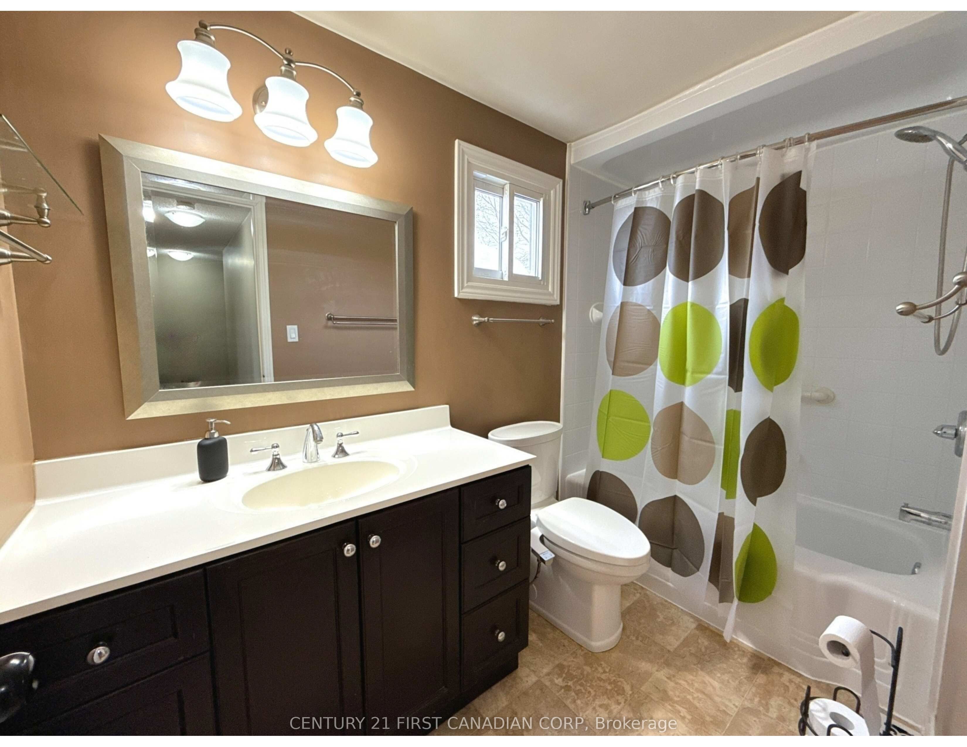 159 Walmer Gardens Property Photo 17
