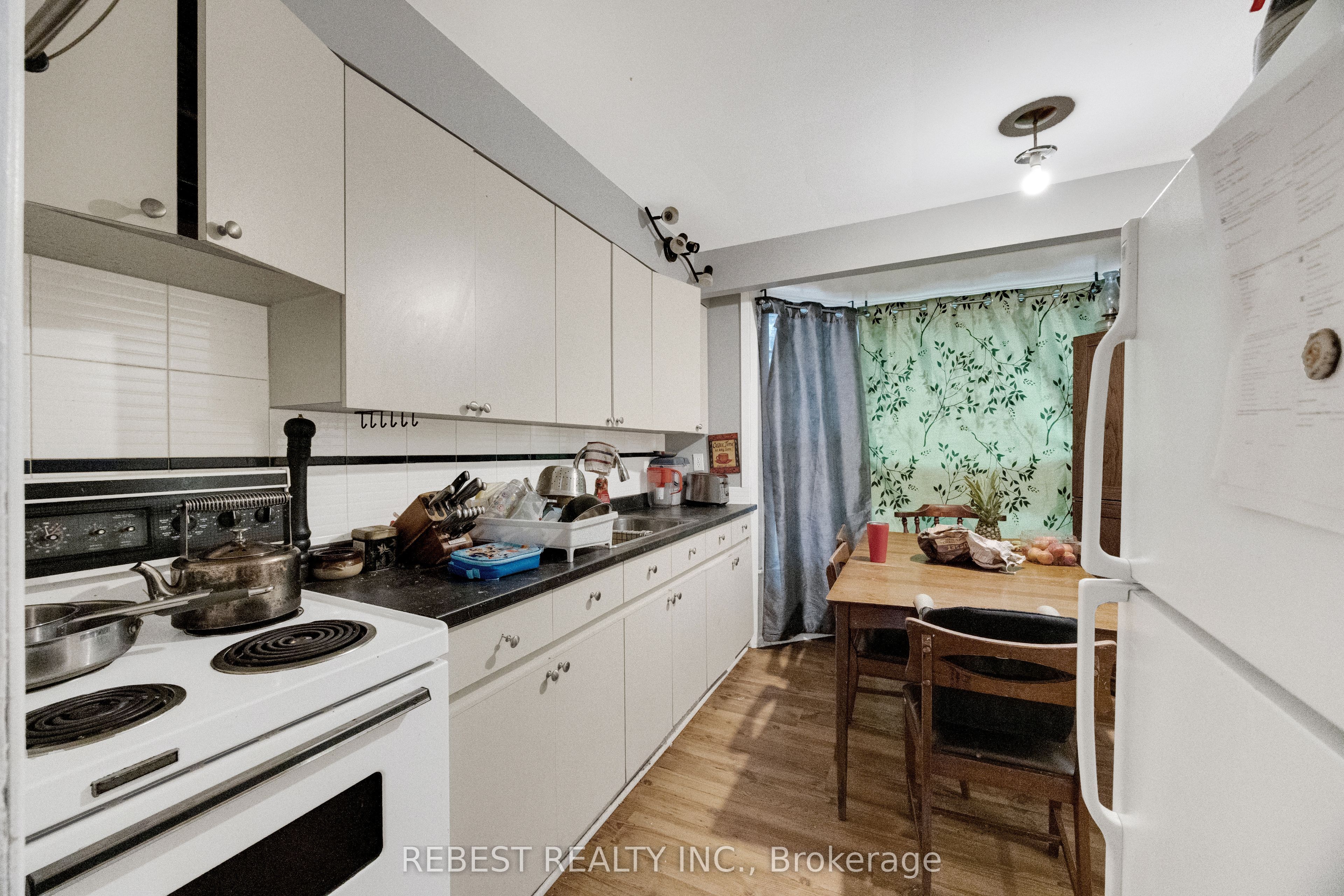 73 Arbour Glen Crescent 1 Property Photo 7