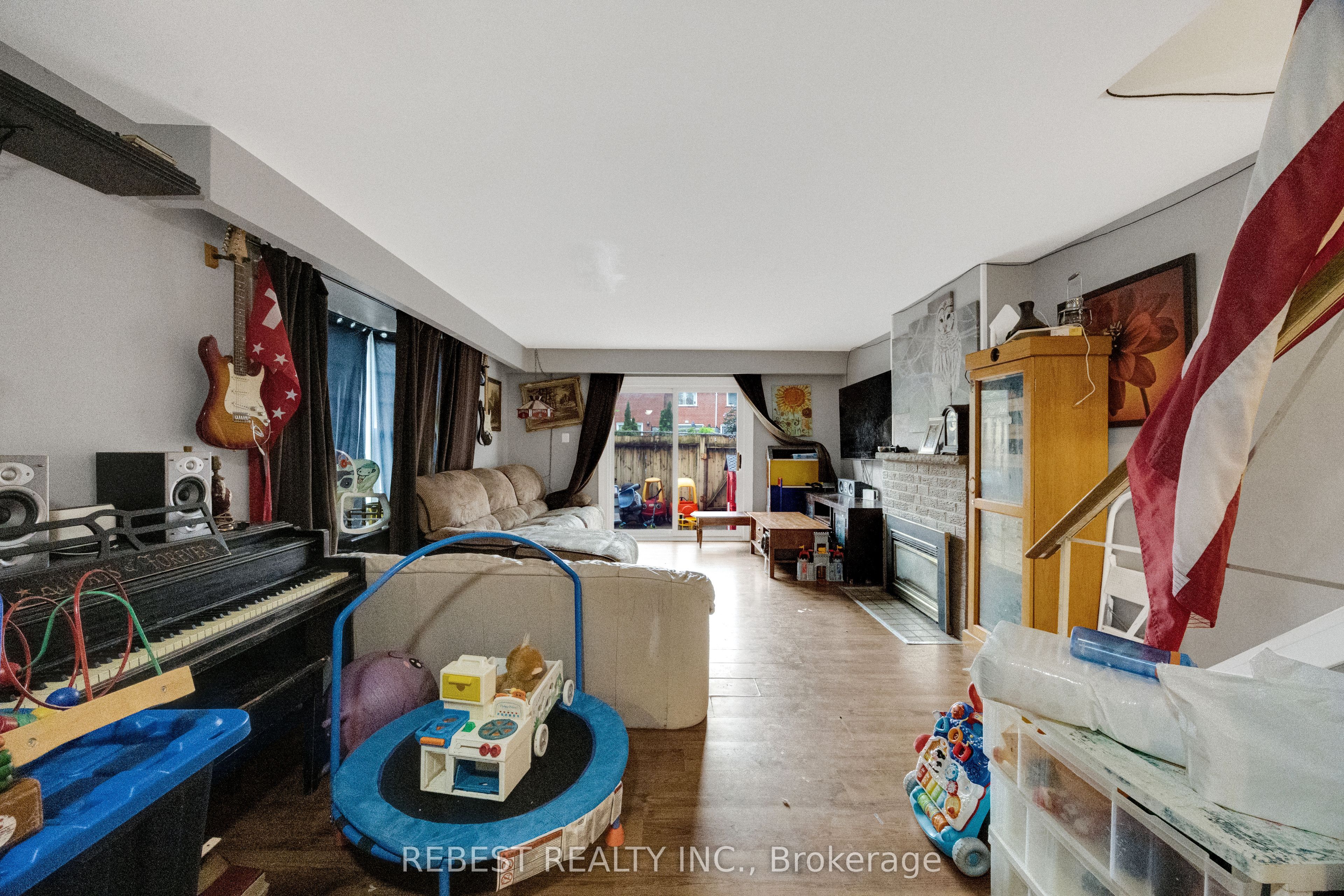 73 Arbour Glen Crescent 1 Property Photo 11